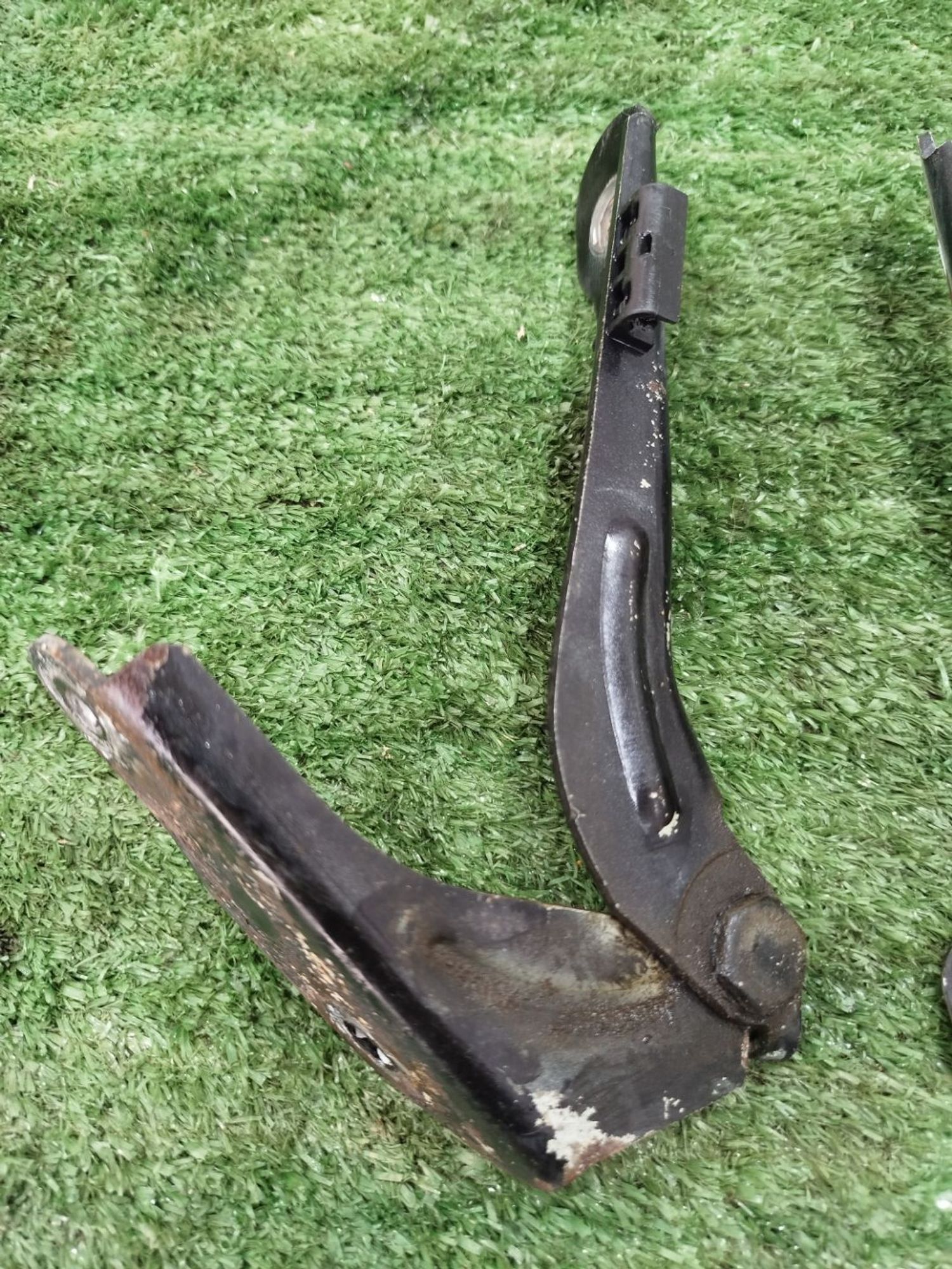 https://ycs.partsauto.market/partsauto-images/thmbs/userImages/2083c2a62fd034e59038f15de4c6b061/part/b1f5e27c-1332-4c76-95b8-4e7ce4ce2b27_1780047195547.jpg