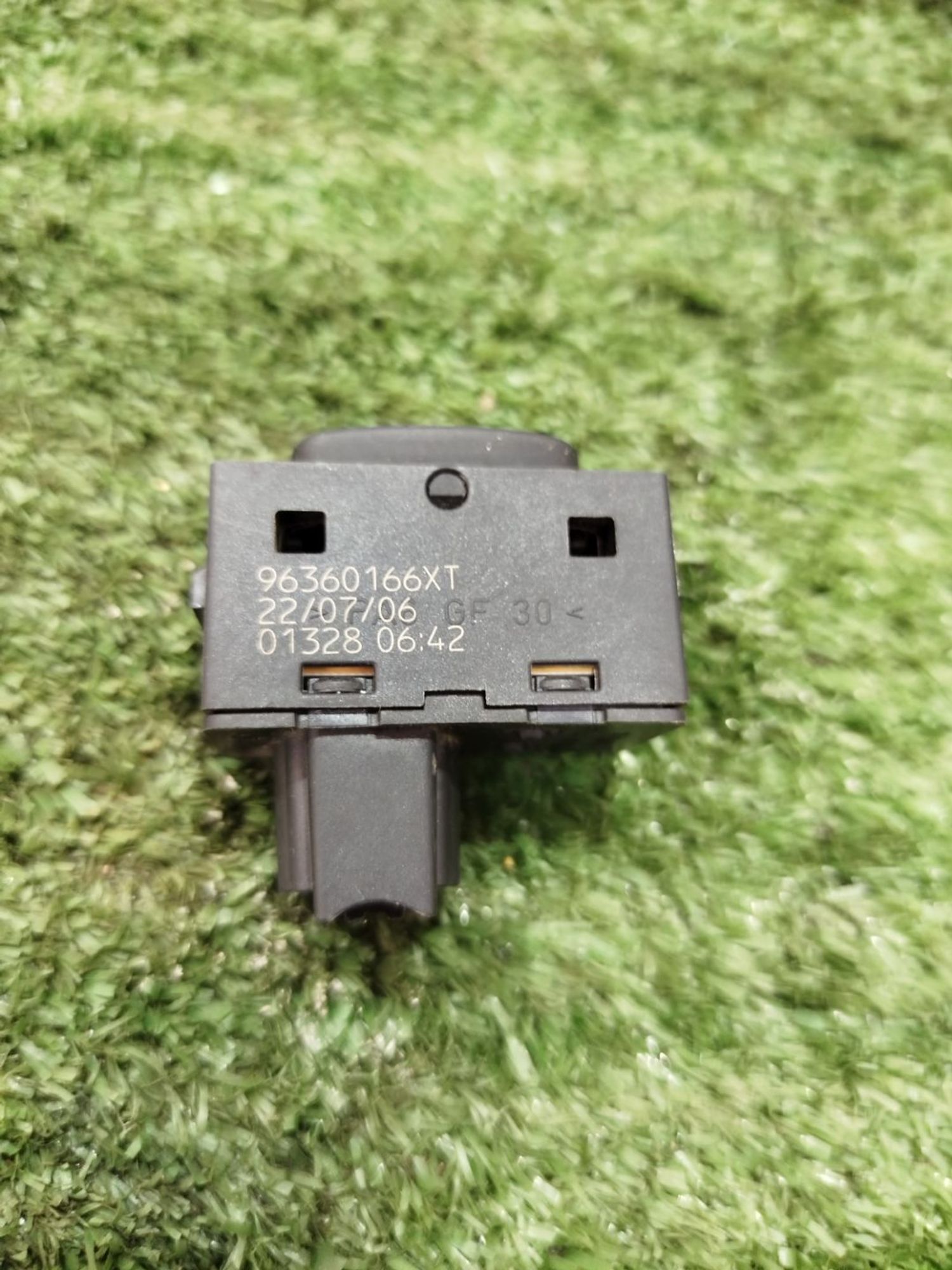 https://ycs.partsauto.market/partsauto-images/thmbs/userImages/2083c2a62fd034e59038f15de4c6b061/part/b2567ee0-dc6b-4068-940f-88fcc22903cc_1779370598468.jpg