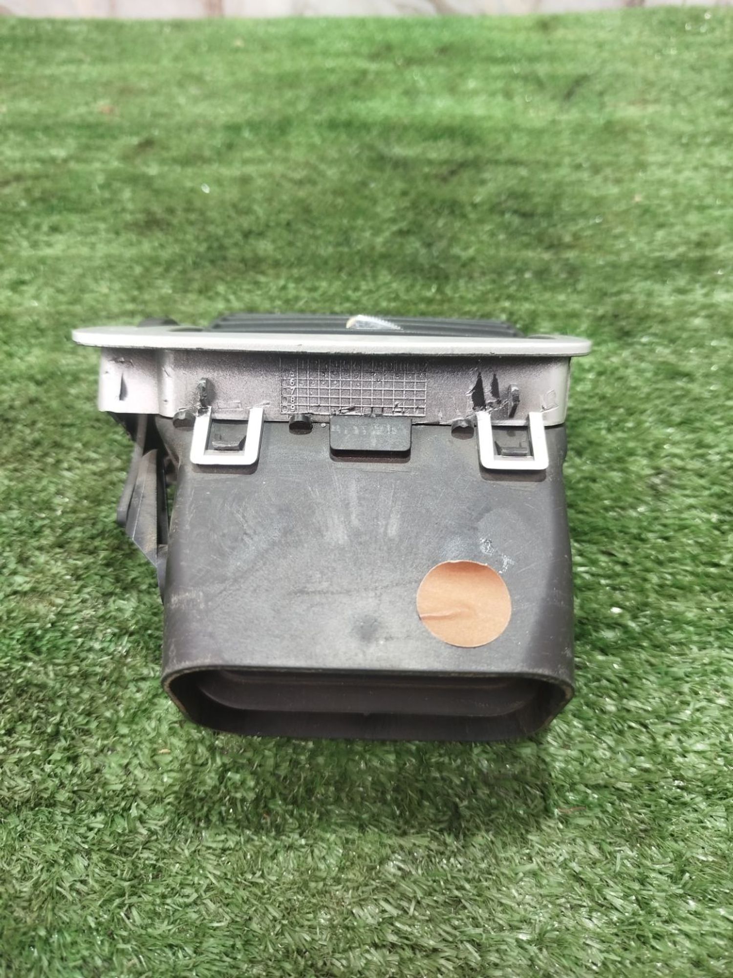 https://ycs.partsauto.market/partsauto-images/thmbs/userImages/2083c2a62fd034e59038f15de4c6b061/part/b7de5210-6cf8-4d86-a357-59aa26cf4b1d_1779873539529.jpg