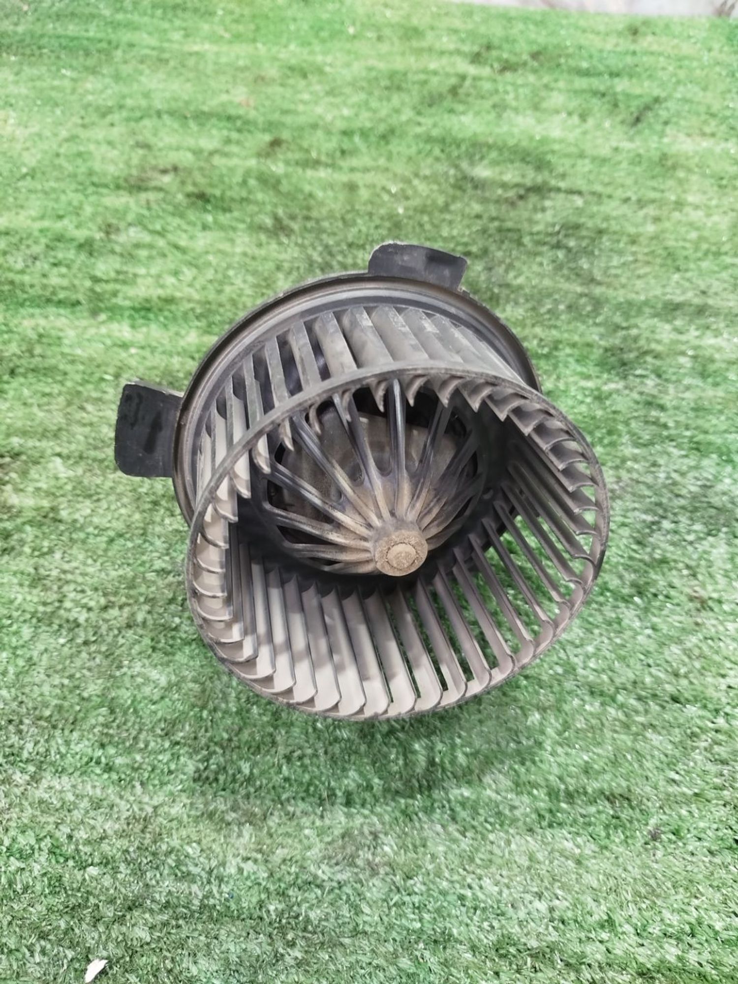 https://ycs.partsauto.market/partsauto-images/thmbs/userImages/2083c2a62fd034e59038f15de4c6b061/part/b85b9214-fe90-41d6-9ebd-03f296a88f17_1779214363922.jpg