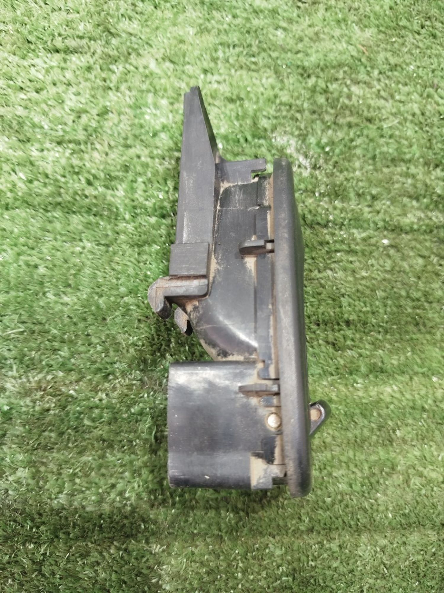 https://ycs.partsauto.market/partsauto-images/thmbs/userImages/2083c2a62fd034e59038f15de4c6b061/part/bb160b76-25fe-4064-945a-32a5cb4def9a_1780053089405.jpg