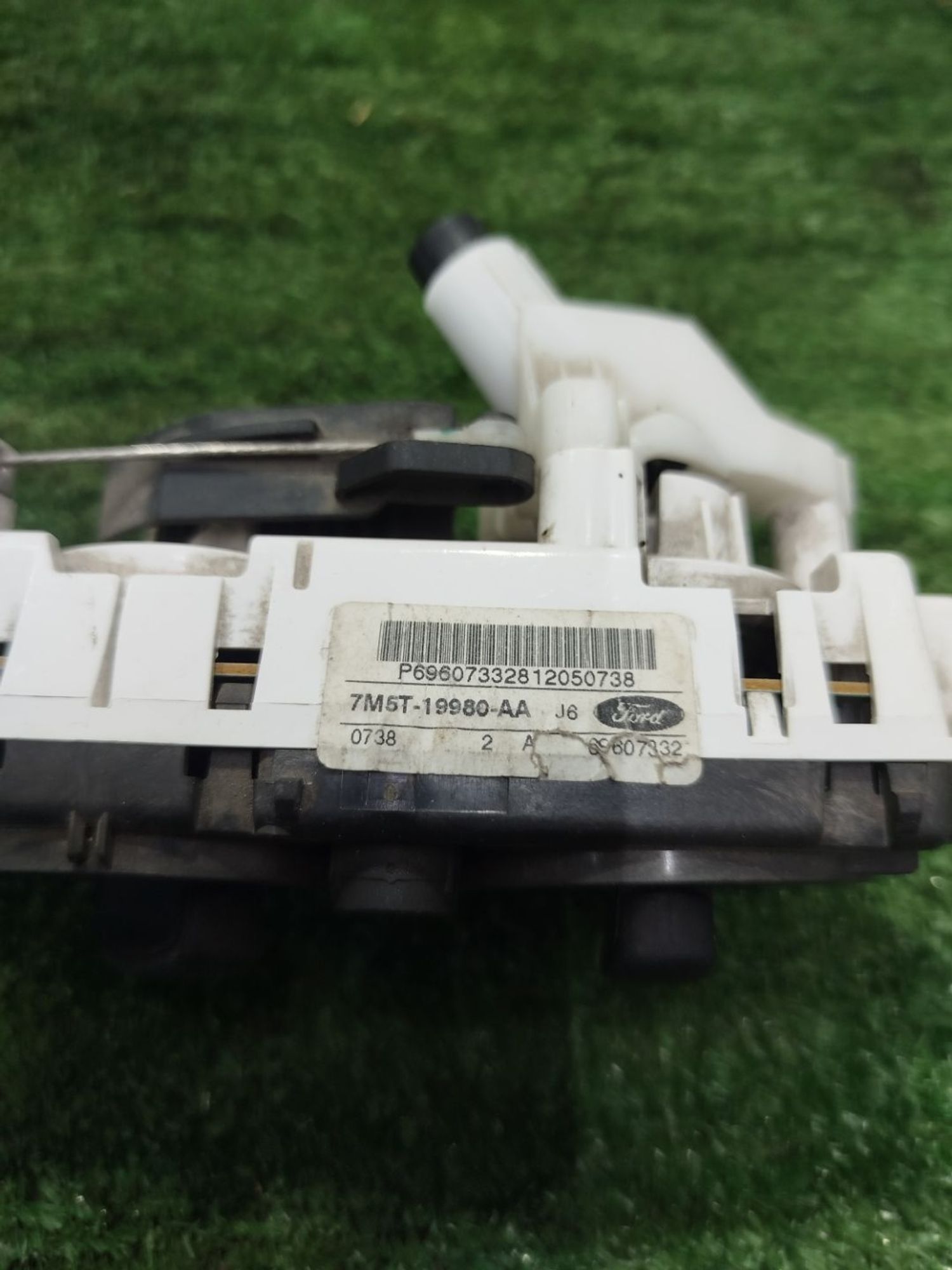 https://ycs.partsauto.market/partsauto-images/thmbs/userImages/2083c2a62fd034e59038f15de4c6b061/part/bb727d9e-a326-484c-a4a8-1261e47b640e_1785677541007.jpg