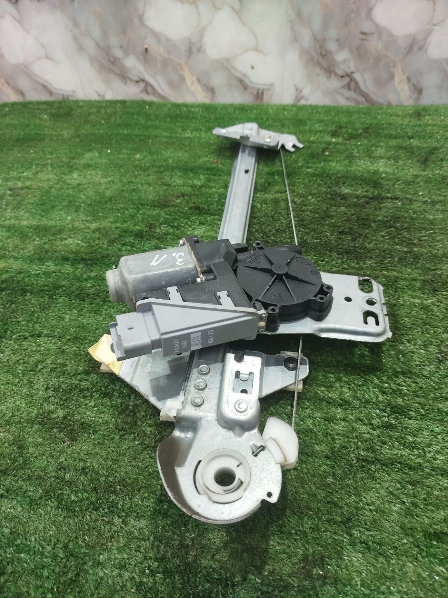 https://ycs.partsauto.market/partsauto-images/thmbs/userImages/2083c2a62fd034e59038f15de4c6b061/part/bee3d206-ea07-48d5-b3a5-4d2c81bc81f9_1779554638205.jpg