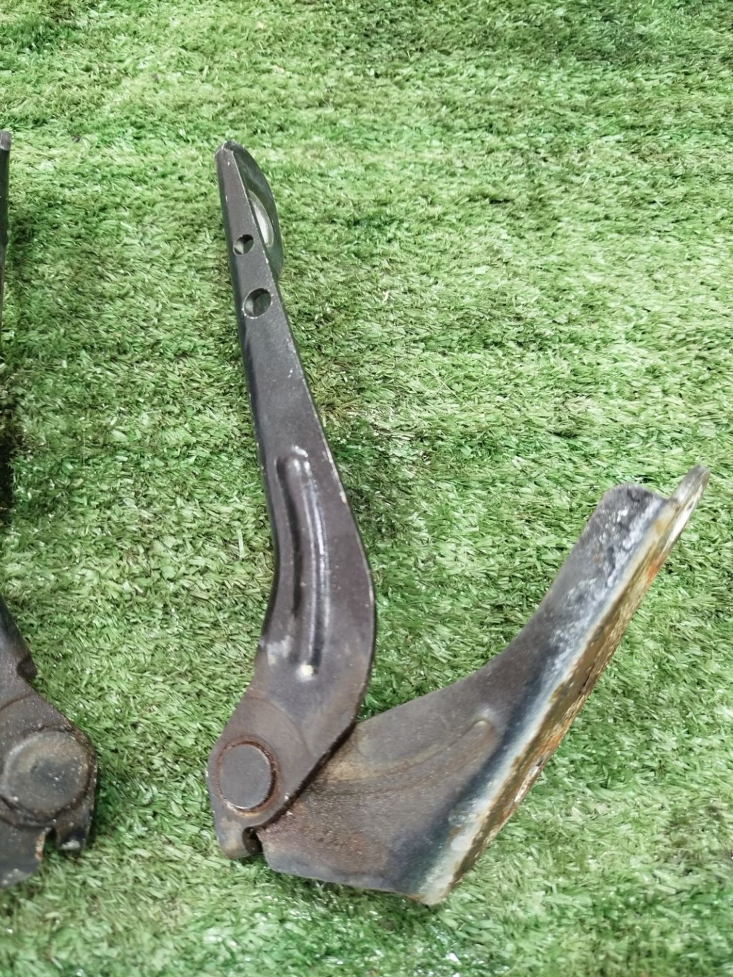https://ycs.partsauto.market/partsauto-images/thmbs/userImages/2083c2a62fd034e59038f15de4c6b061/part/bf79bbd4-eb76-46c4-96b1-35f977323ed1_1780047221534.jpg