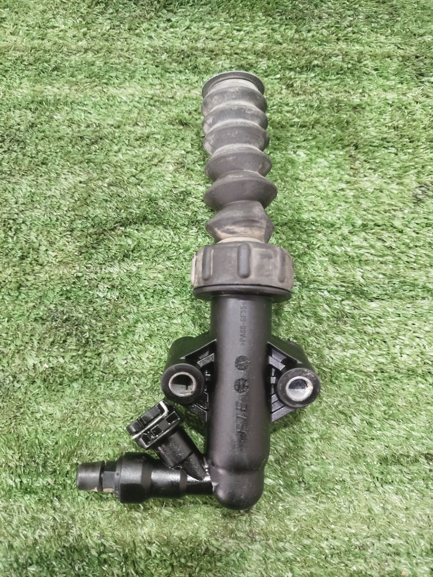 https://ycs.partsauto.market/partsauto-images/thmbs/userImages/2083c2a62fd034e59038f15de4c6b061/part/c36b47e6-3a20-4d31-8242-062e3febeede_1779874183389.jpg