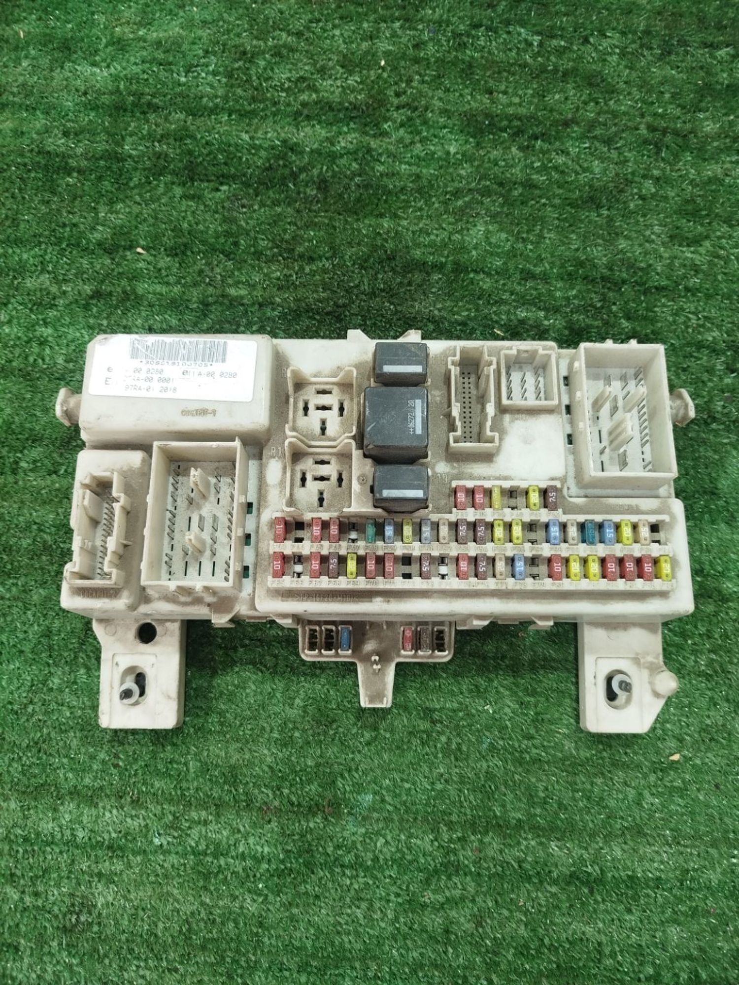https://ycs.partsauto.market/partsauto-images/thmbs/userImages/2083c2a62fd034e59038f15de4c6b061/part/c3c76c95-aa16-4bb4-bd63-fd0d967f2e99_1785782276423.jpg