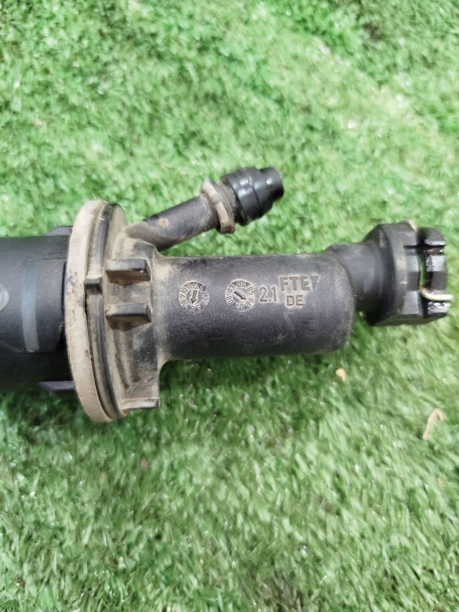 https://ycs.partsauto.market/partsauto-images/thmbs/userImages/2083c2a62fd034e59038f15de4c6b061/part/c5648fe1-ff63-4be0-977b-76781f76e1ed_1779127839796.jpg