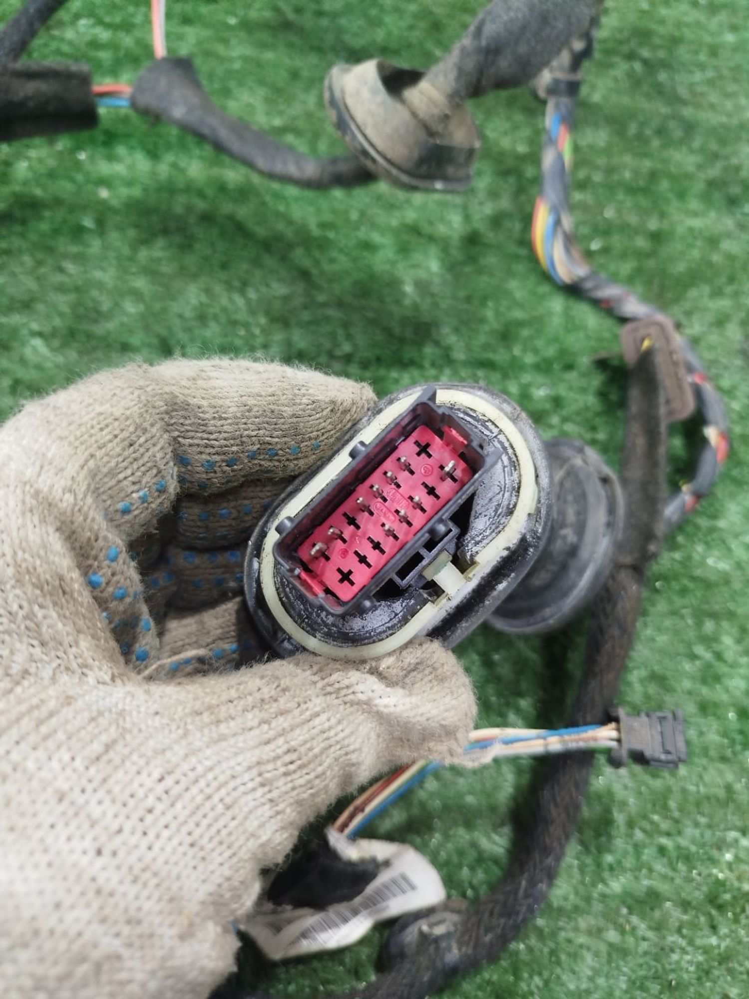 https://ycs.partsauto.market/partsauto-images/thmbs/userImages/2083c2a62fd034e59038f15de4c6b061/part/c702ef38-df86-45c5-b0b7-e434c37f672c_1779556436951.jpg