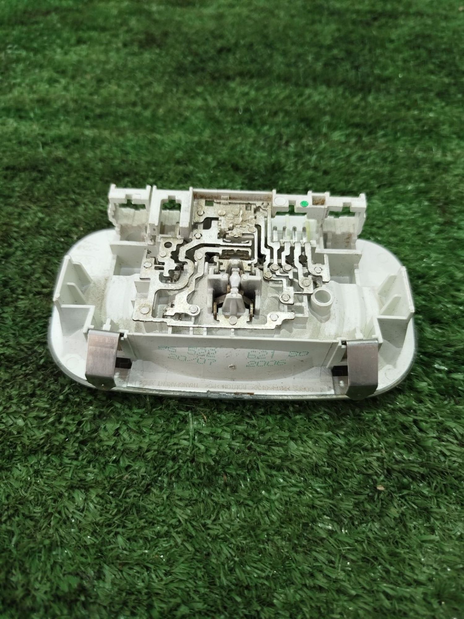https://ycs.partsauto.market/partsauto-images/thmbs/userImages/2083c2a62fd034e59038f15de4c6b061/part/c9ee2eaf-65fa-47f2-9916-1d8c56de0e67_1779871268060.jpg