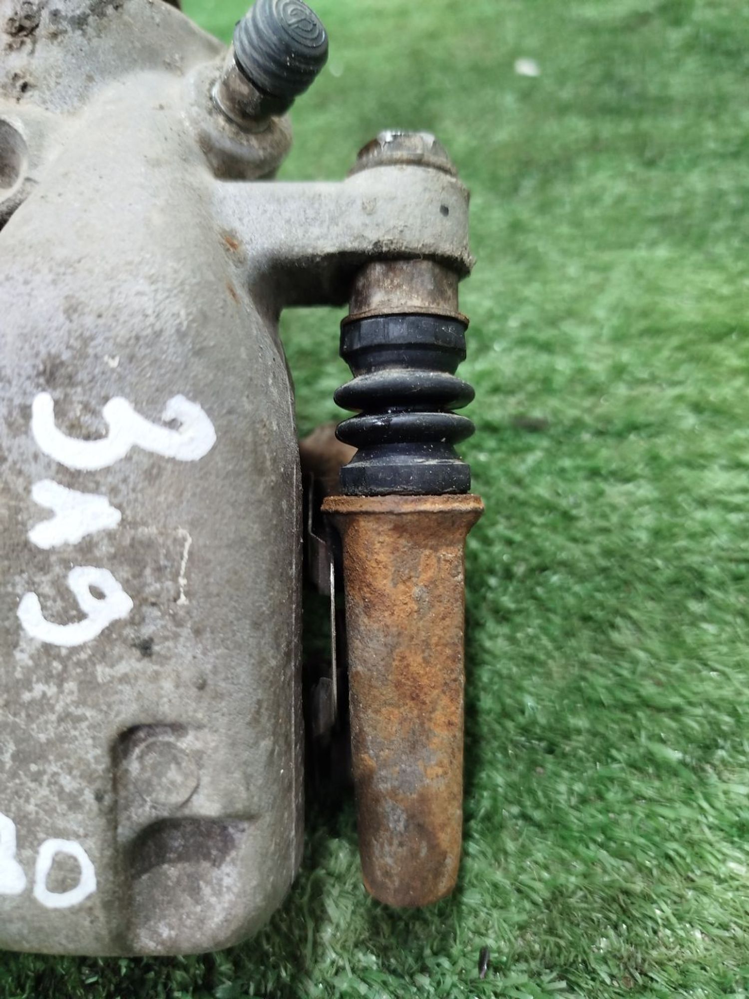 https://ycs.partsauto.market/partsauto-images/thmbs/userImages/2083c2a62fd034e59038f15de4c6b061/part/cc42b20c-11fa-4cb3-98bc-38215eb1aef2_1779127259934.jpg