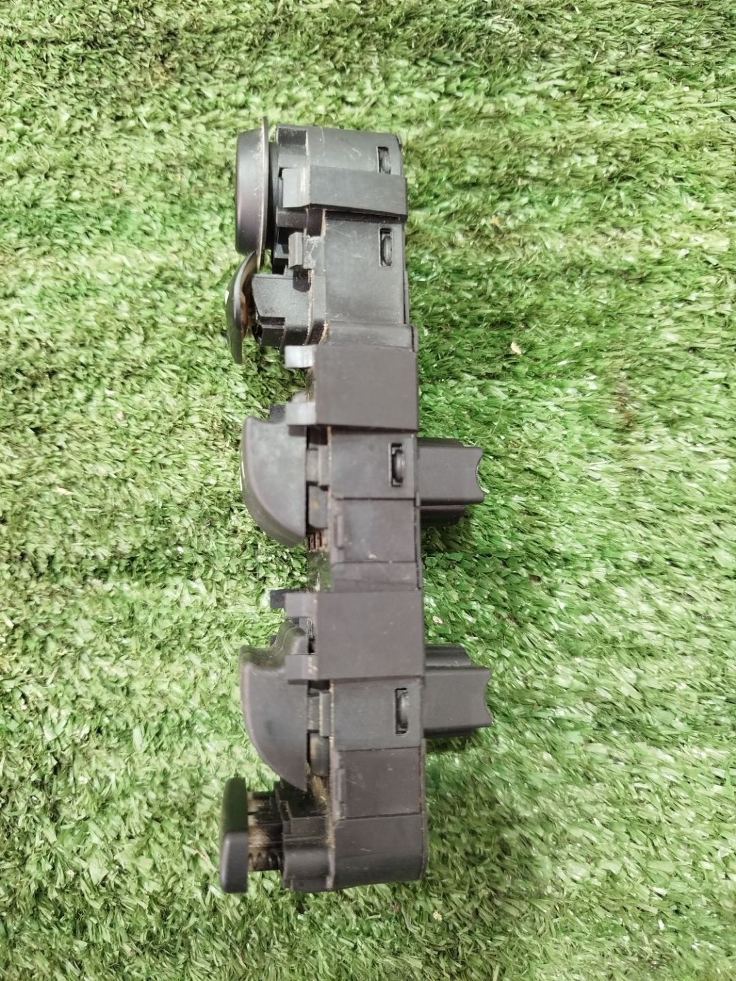 https://ycs.partsauto.market/partsauto-images/thmbs/userImages/2083c2a62fd034e59038f15de4c6b061/part/cc455ff2-5a83-439b-851e-d016d8bb081f_1779304953848.jpg