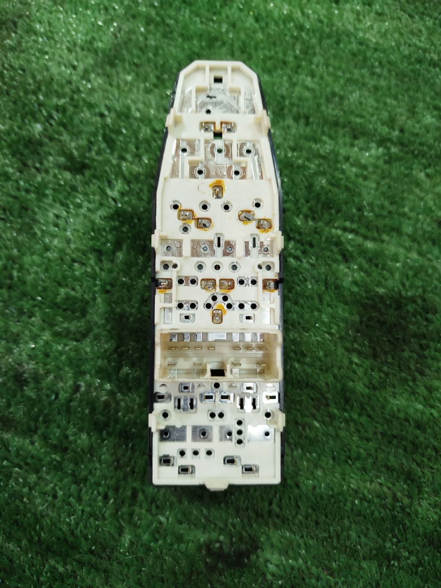 https://ycs.partsauto.market/partsauto-images/thmbs/userImages/2083c2a62fd034e59038f15de4c6b061/part/cf316b0c-d6fc-4dba-ae0e-7e7f98b98f9f_1780055322742.jpg
