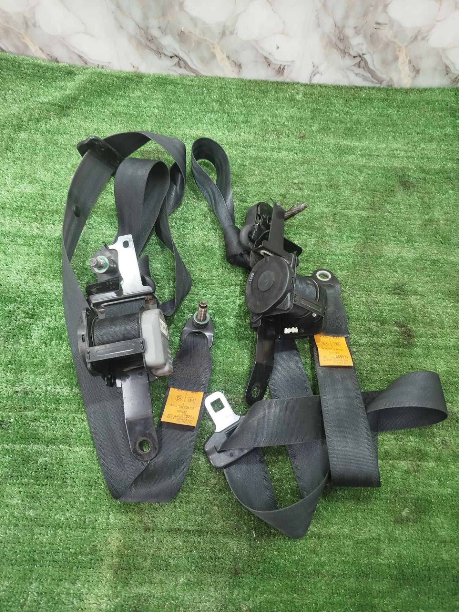 https://ycs.partsauto.market/partsauto-images/thmbs/userImages/2083c2a62fd034e59038f15de4c6b061/part/d001457f-4107-4a1e-bfa5-b1ccf0de304e_1780045792201.jpg