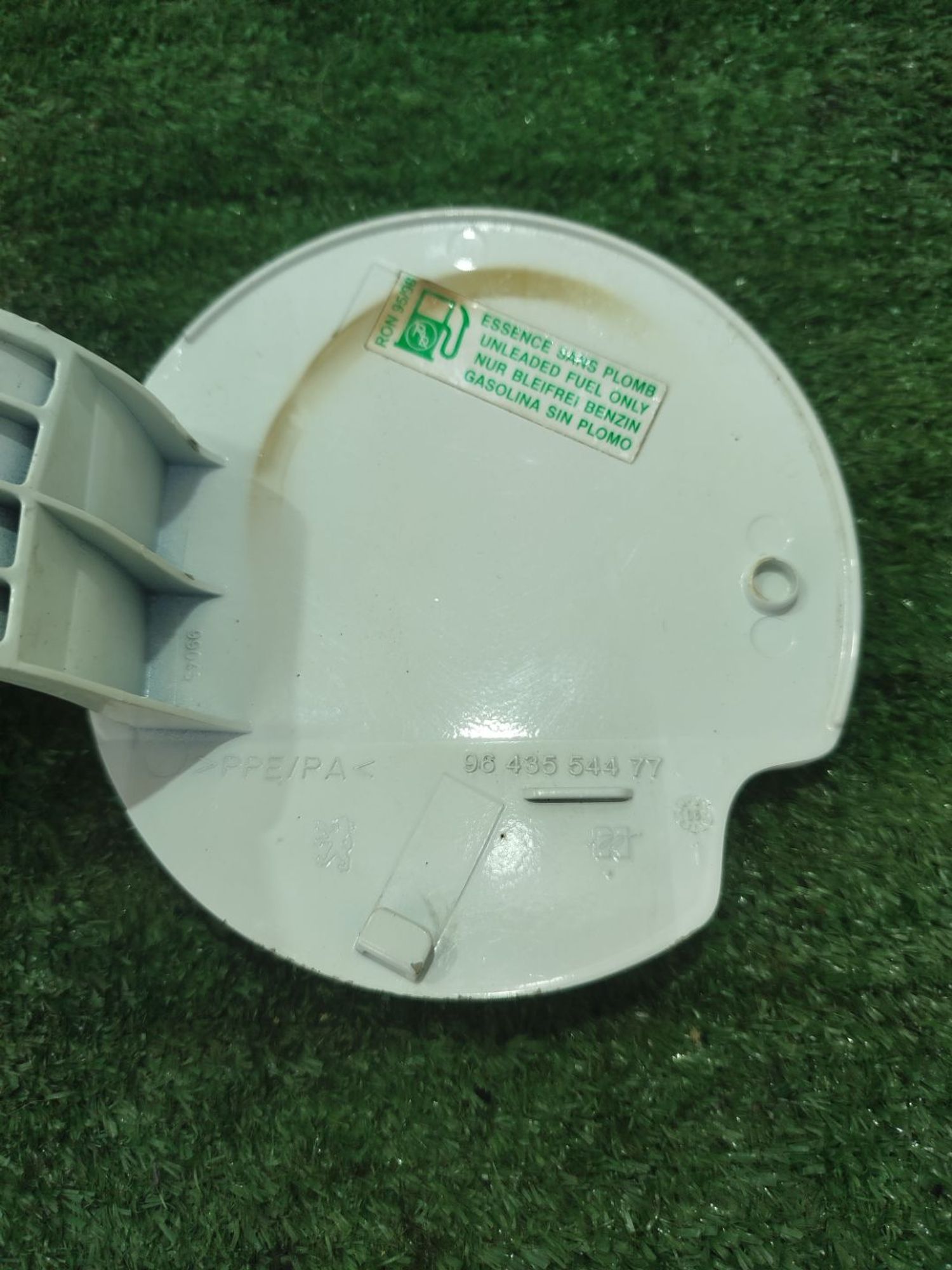 https://ycs.partsauto.market/partsauto-images/thmbs/userImages/2083c2a62fd034e59038f15de4c6b061/part/d026e78b-01be-417f-996d-5d3d8ec77bb7_1779370155915.jpg