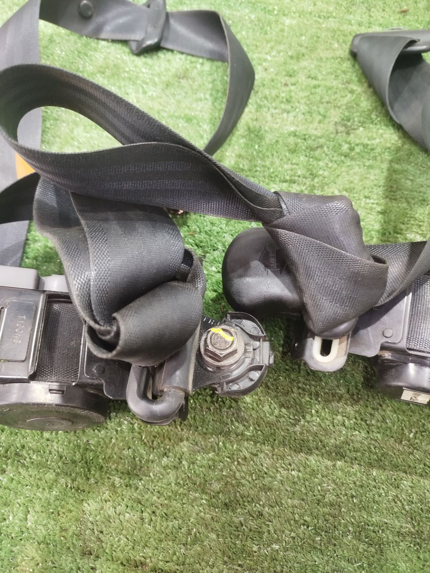 https://ycs.partsauto.market/partsauto-images/thmbs/userImages/2083c2a62fd034e59038f15de4c6b061/part/d064726a-ea0f-4b5e-a1d2-f51e7f1820fa_1780045806333.jpg