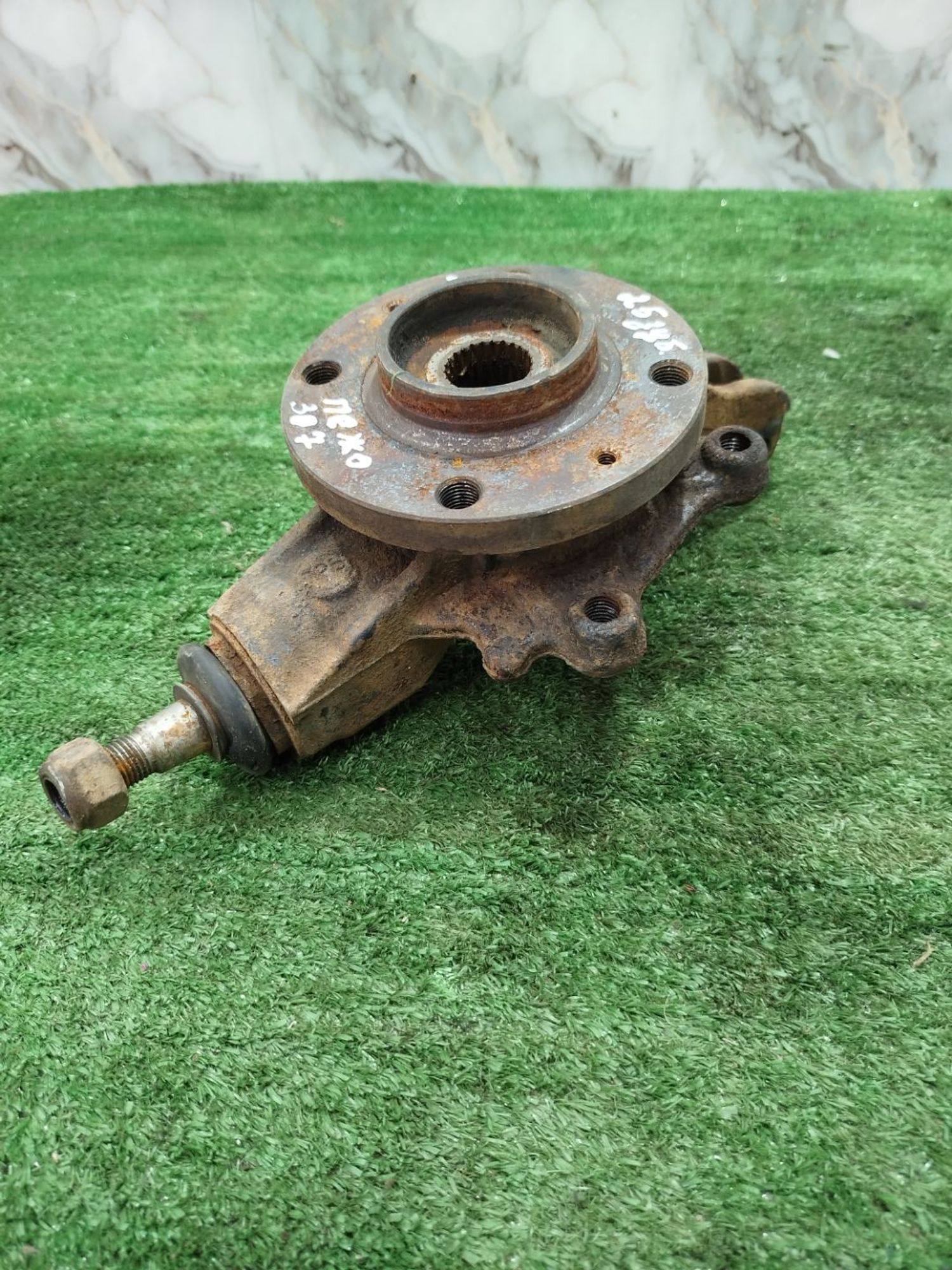 https://ycs.partsauto.market/partsauto-images/thmbs/userImages/2083c2a62fd034e59038f15de4c6b061/part/d368f313-9373-49c6-b34c-94e8d939ec16_1779099306528.jpg