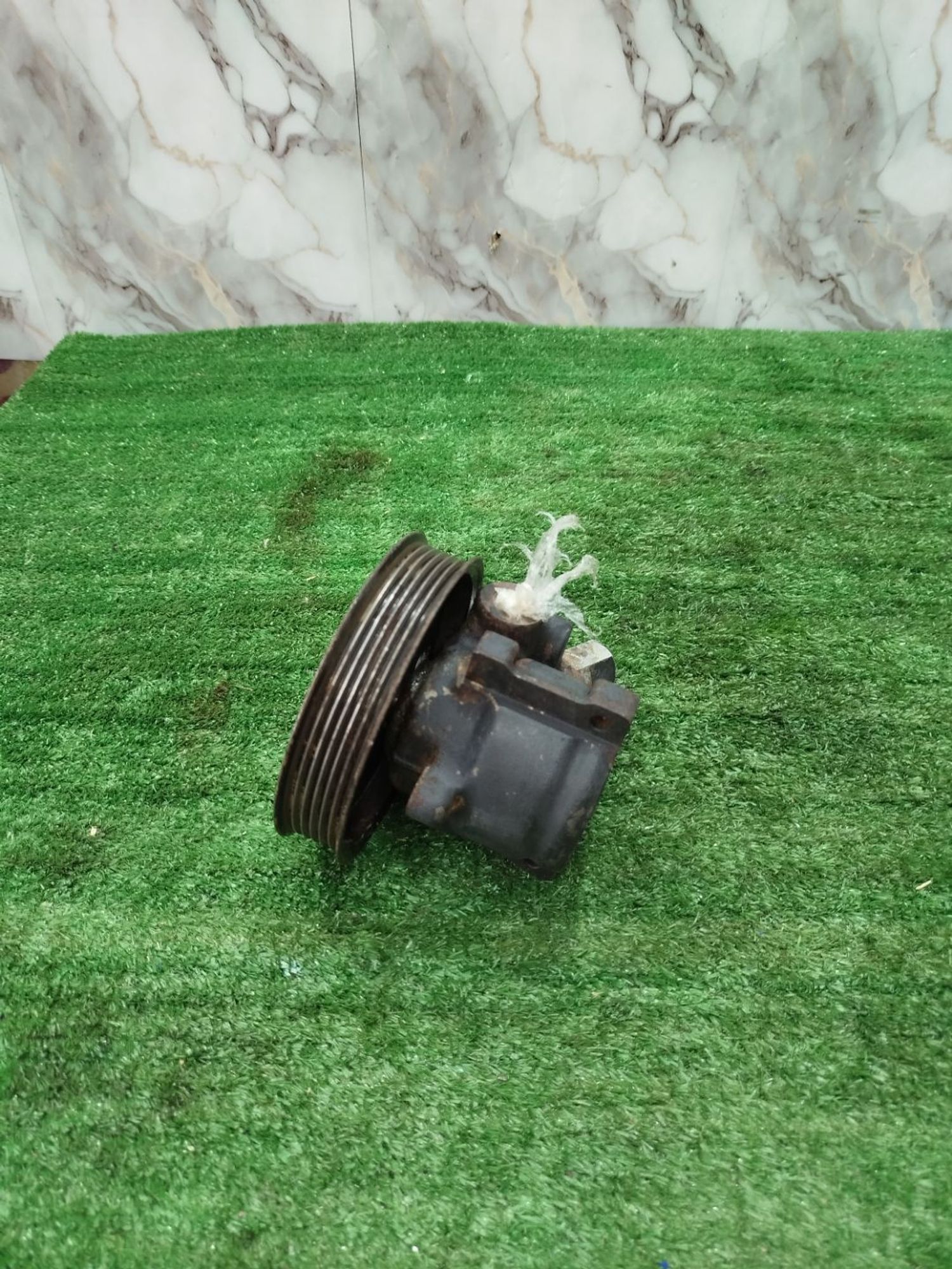 https://ycs.partsauto.market/partsauto-images/thmbs/userImages/2083c2a62fd034e59038f15de4c6b061/part/d7d3bca1-16bf-430f-828f-2dc97d894aa5_1785498784821.jpg