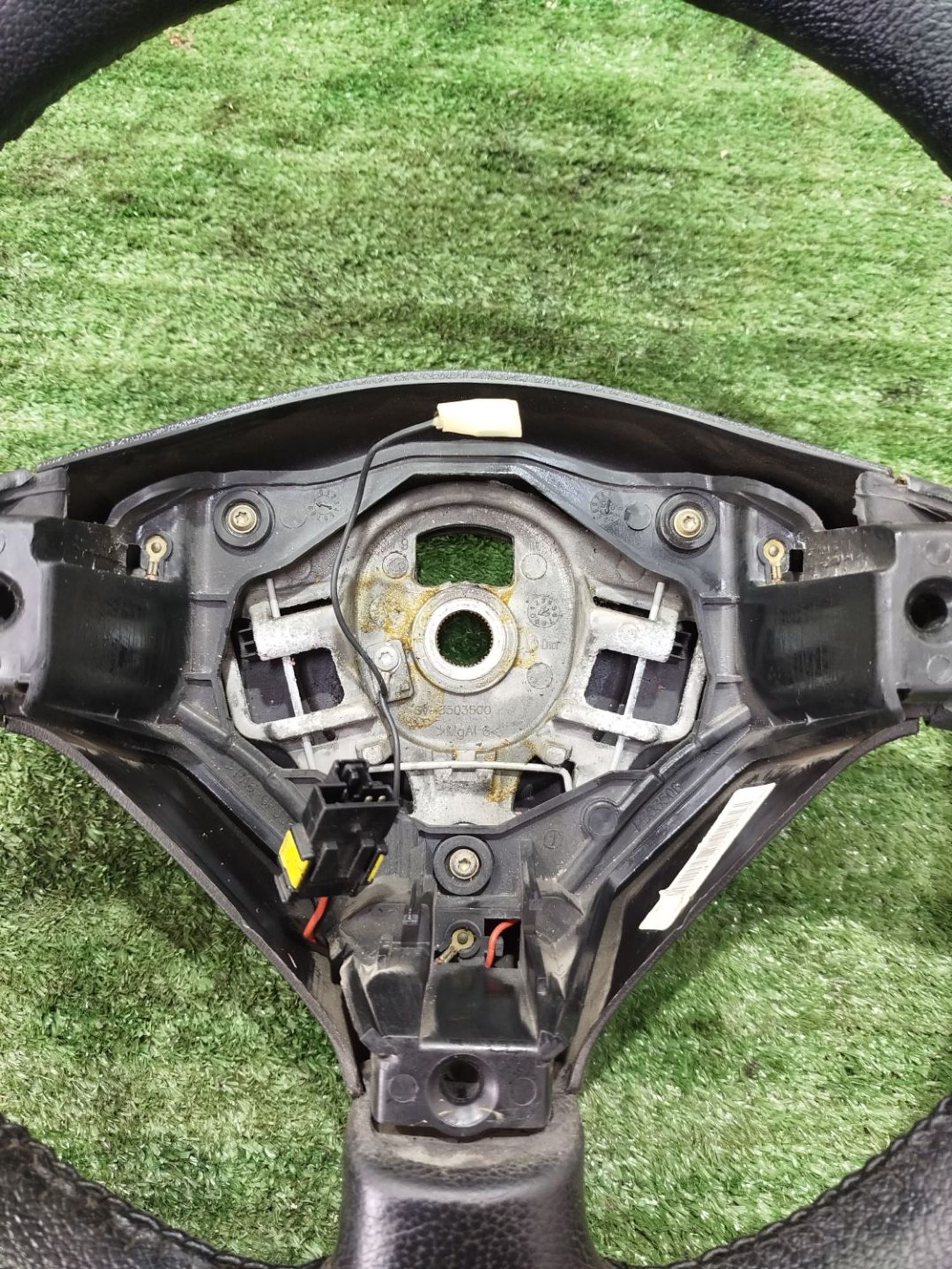 https://ycs.partsauto.market/partsauto-images/thmbs/userImages/2083c2a62fd034e59038f15de4c6b061/part/d8731365-0320-497c-ba7d-16a2f1c64d63_1779370239038.jpg