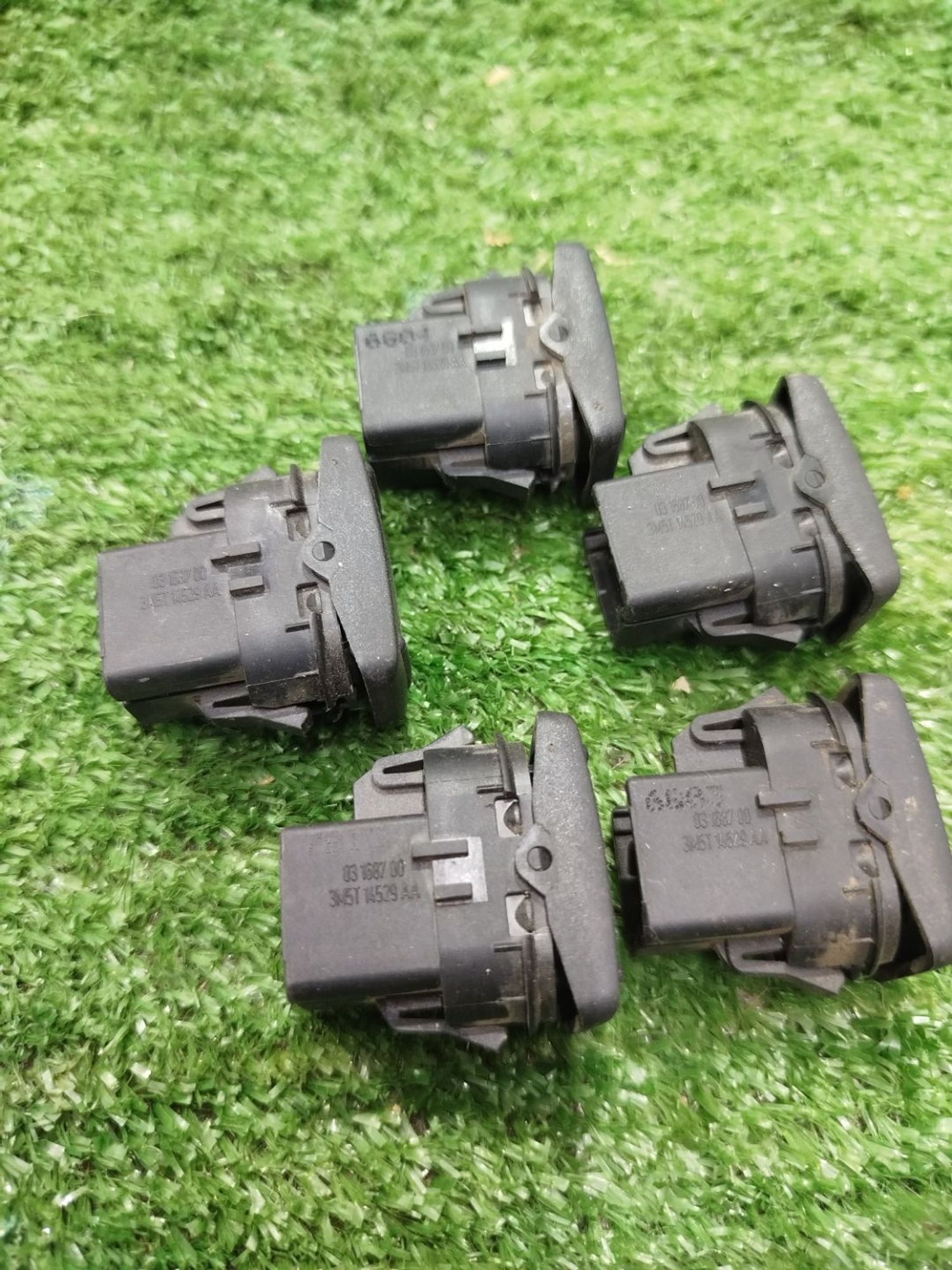 https://ycs.partsauto.market/partsauto-images/thmbs/userImages/2083c2a62fd034e59038f15de4c6b061/part/d8e09a51-e670-4309-9d82-dddacd575b60_1785680488986.jpg