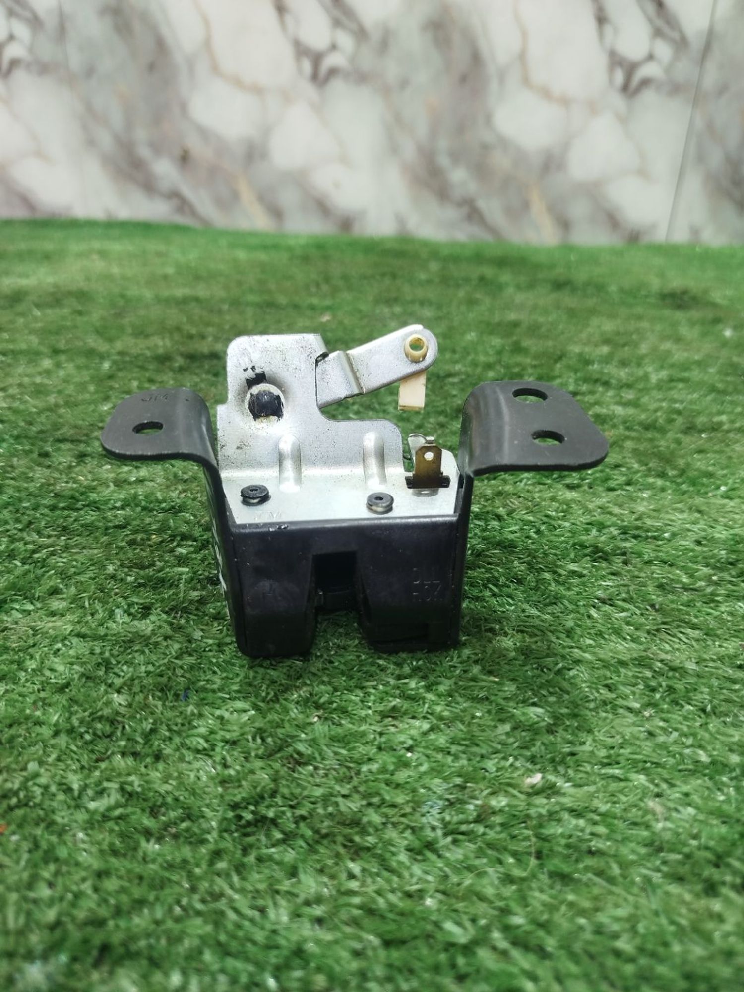 https://ycs.partsauto.market/partsauto-images/thmbs/userImages/2083c2a62fd034e59038f15de4c6b061/part/d96718e8-7973-4a02-967c-f007aec38a6c_1784808240387.jpg