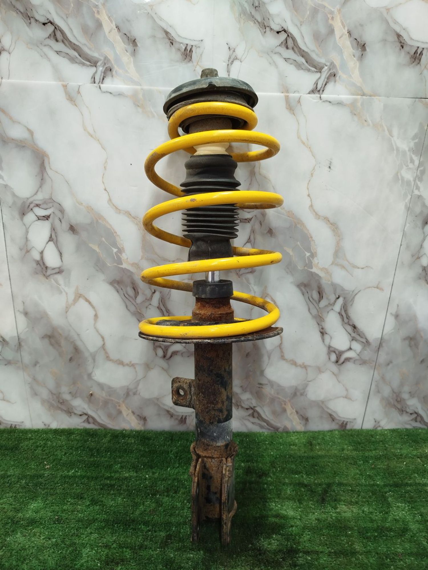 https://ycs.partsauto.market/partsauto-images/thmbs/userImages/2083c2a62fd034e59038f15de4c6b061/part/dccea62c-2638-4b2f-82cd-f406e90c67cf_1779015401530.jpg