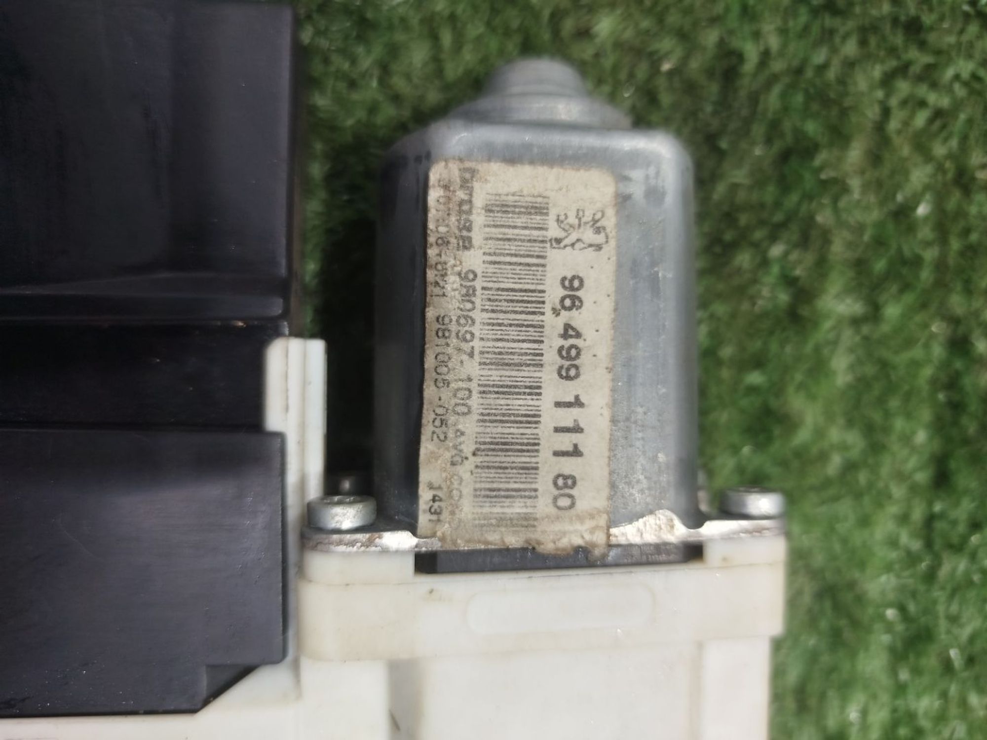 https://ycs.partsauto.market/partsauto-images/thmbs/userImages/2083c2a62fd034e59038f15de4c6b061/part/de6f97a7-9067-4af1-a134-d3a97f42b1b1_1779870075900.jpg