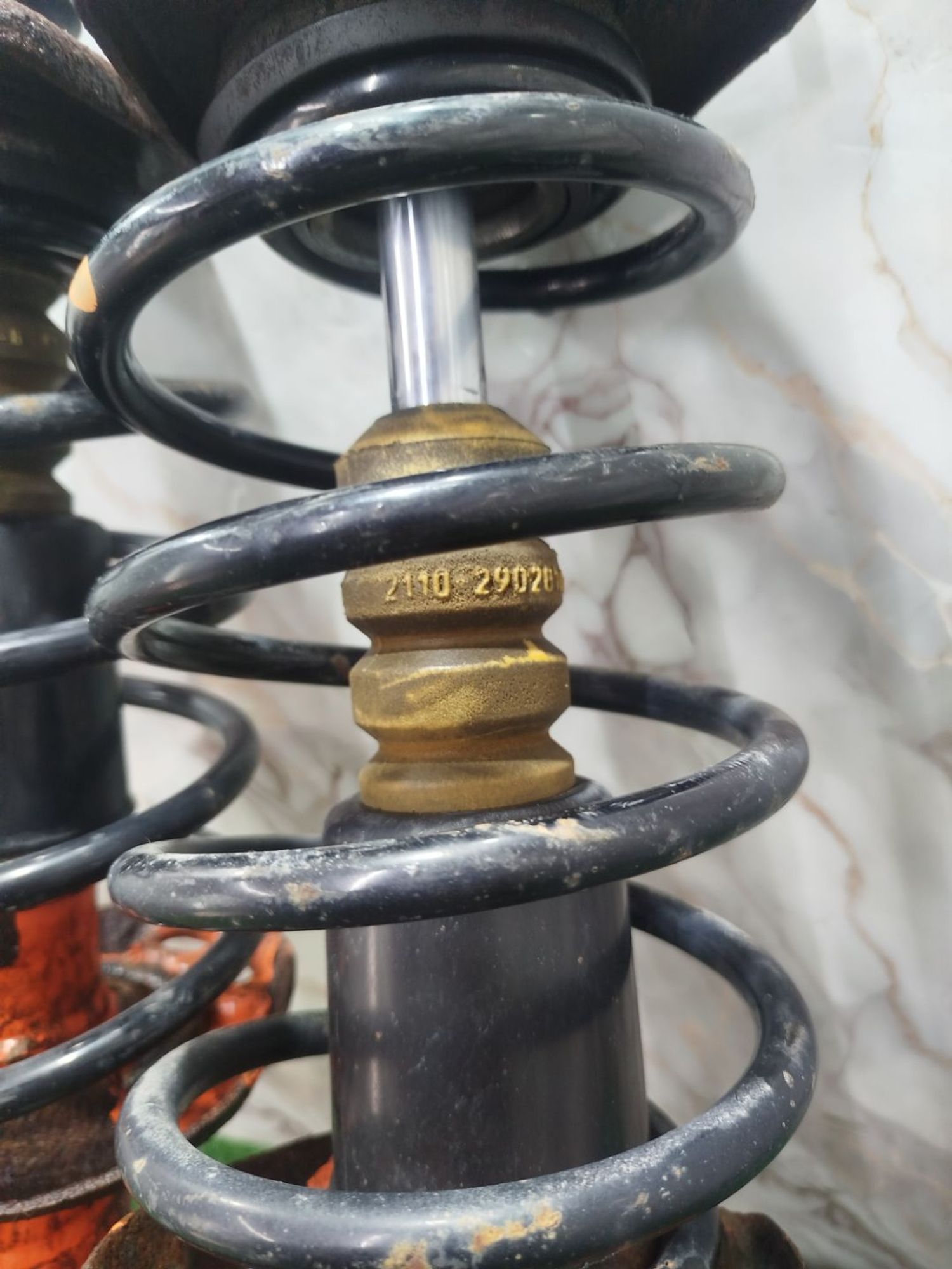 https://ycs.partsauto.market/partsauto-images/thmbs/userImages/2083c2a62fd034e59038f15de4c6b061/part/e1a243f5-8e03-43b5-b11e-16b5f914b3a8_1784460489127.jpg