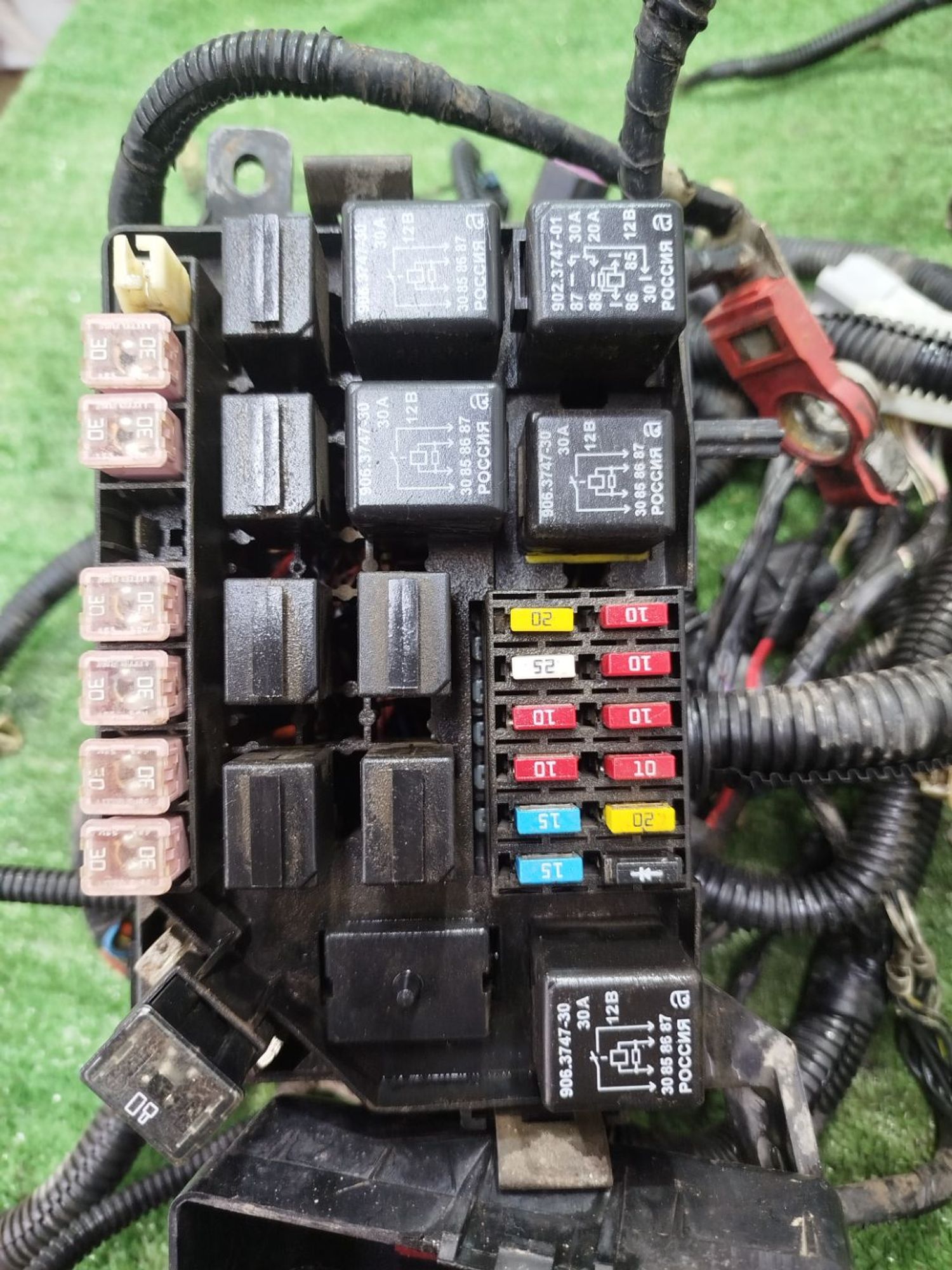 https://ycs.partsauto.market/partsauto-images/thmbs/userImages/2083c2a62fd034e59038f15de4c6b061/part/e6642873-5acb-4629-96c1-53892a2bc233_1780046645596.jpg