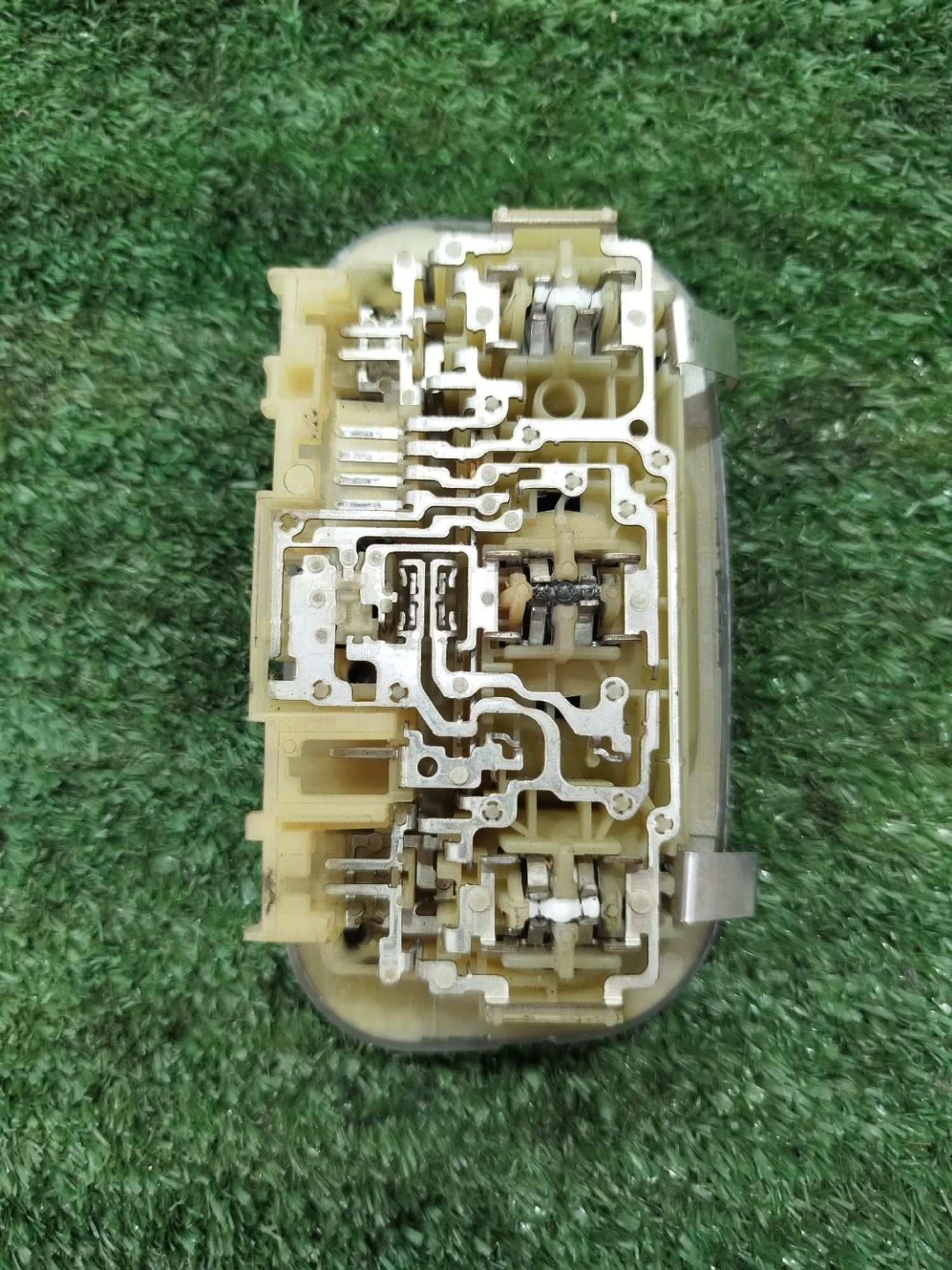 https://ycs.partsauto.market/partsauto-images/thmbs/userImages/2083c2a62fd034e59038f15de4c6b061/part/ebea968c-f1a1-40b3-bd5e-9b243f9ec846_1779130283660.jpg