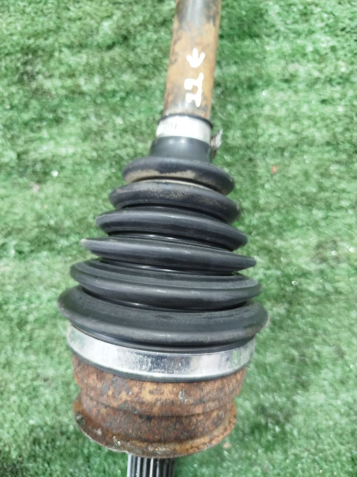 https://ycs.partsauto.market/partsauto-images/thmbs/userImages/2083c2a62fd034e59038f15de4c6b061/part/ed9488d6-6fba-46e4-a9a4-ca98c4546105_1780049083718.jpg