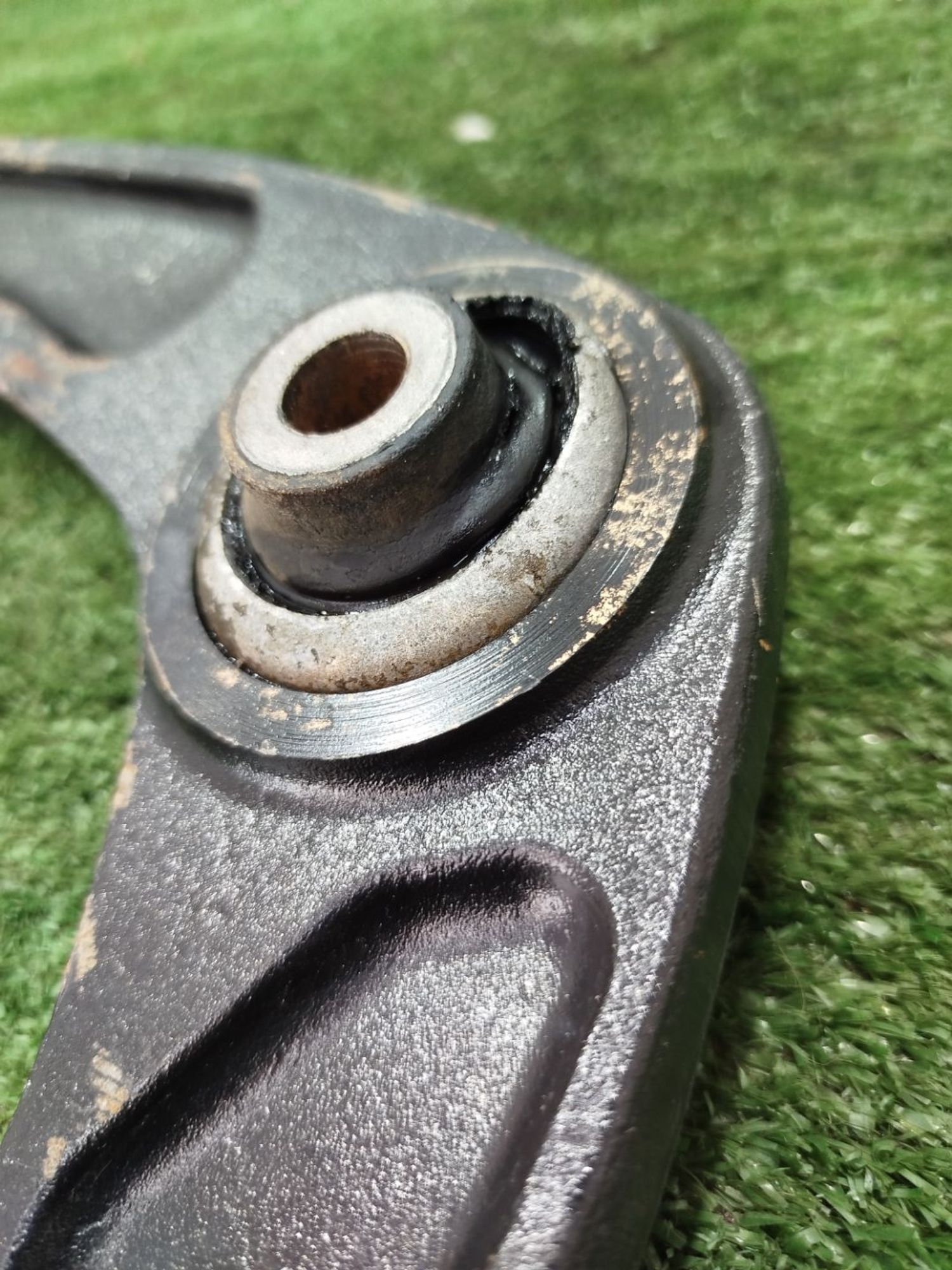 https://ycs.partsauto.market/partsauto-images/thmbs/userImages/2083c2a62fd034e59038f15de4c6b061/part/ef561c4f-ab41-4f23-91de-9bd68bd44c81_1779126436831.jpg