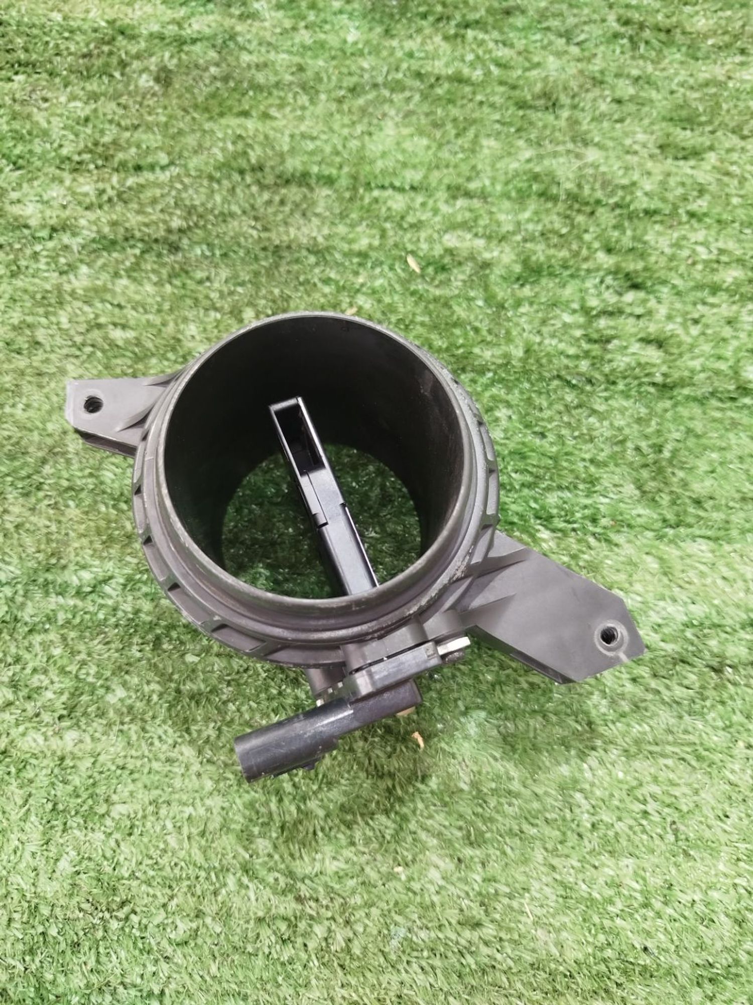 https://ycs.partsauto.market/partsauto-images/thmbs/userImages/2083c2a62fd034e59038f15de4c6b061/part/f3f2ff44-146a-45ad-8363-a4776fc0988b_1785745836809.jpg