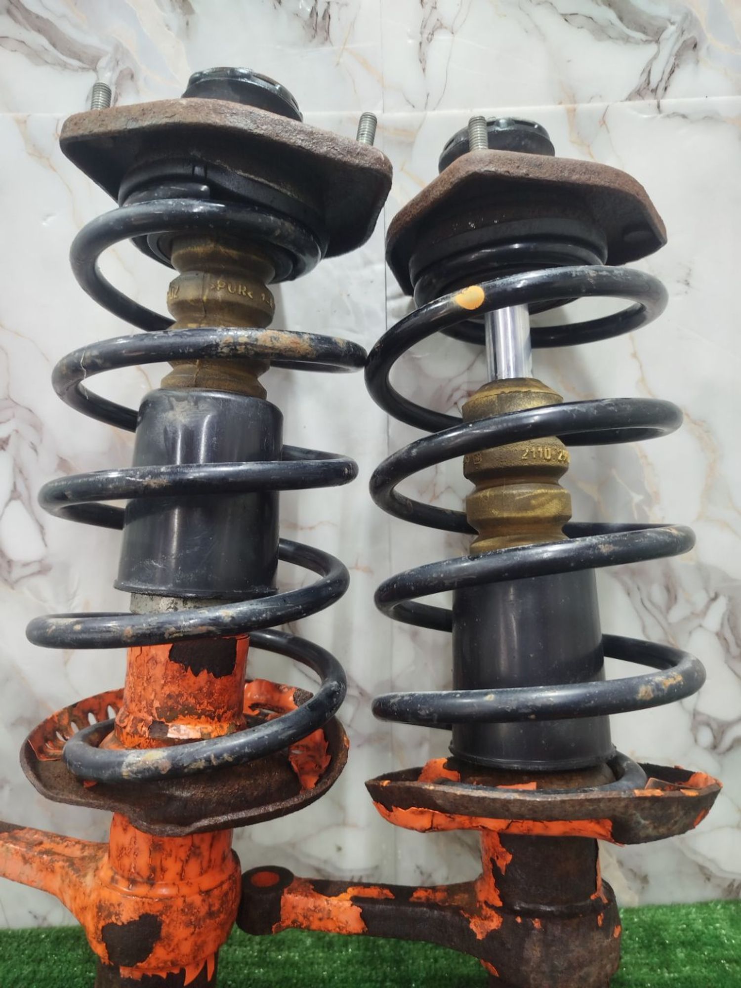 https://ycs.partsauto.market/partsauto-images/thmbs/userImages/2083c2a62fd034e59038f15de4c6b061/part/f56de9c6-38a0-49b8-a0ee-f60c4071865f_1784460491097.jpg