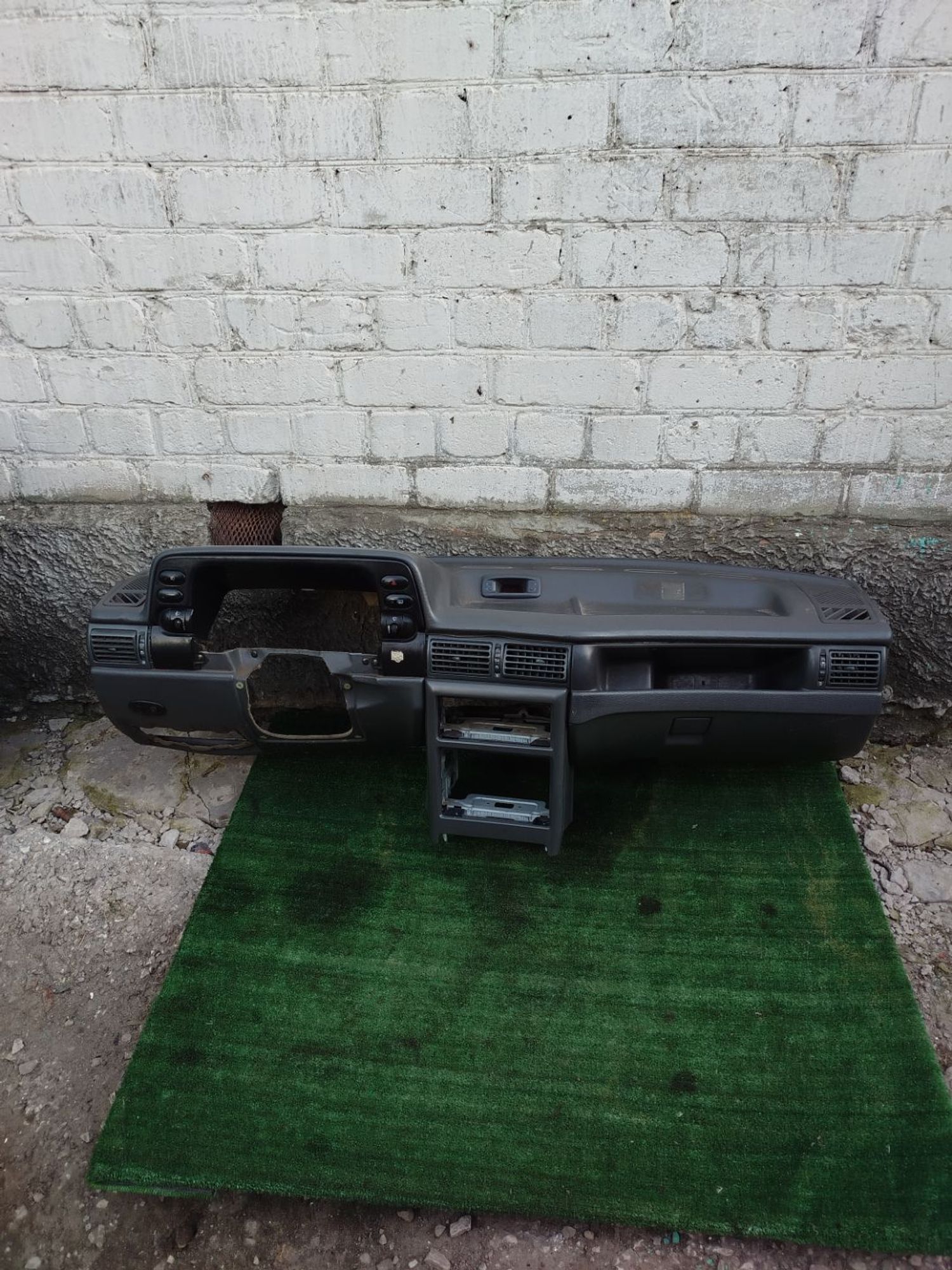 https://ycs.partsauto.market/partsauto-images/thmbs/userImages/2083c2a62fd034e59038f15de4c6b061/part/f760b3e3-68bb-4f0c-adf2-7439d50fad0e_1782163603273.jpg