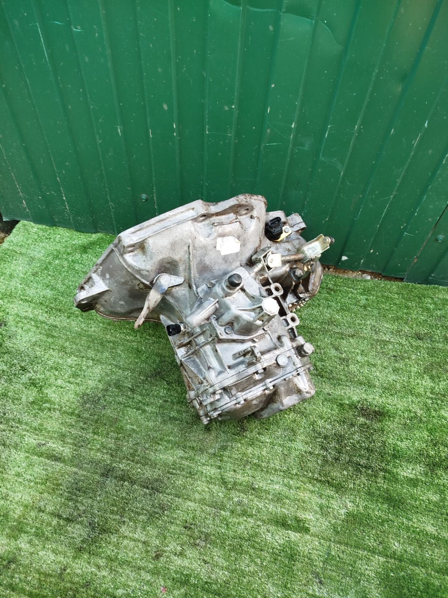 https://ycs.partsauto.market/partsauto-images/thmbs/userImages/2083c2a62fd034e59038f15de4c6b061/part/f9da1b8c-492a-4ccf-8eab-eebe248b13ac_1780045186029.jpg