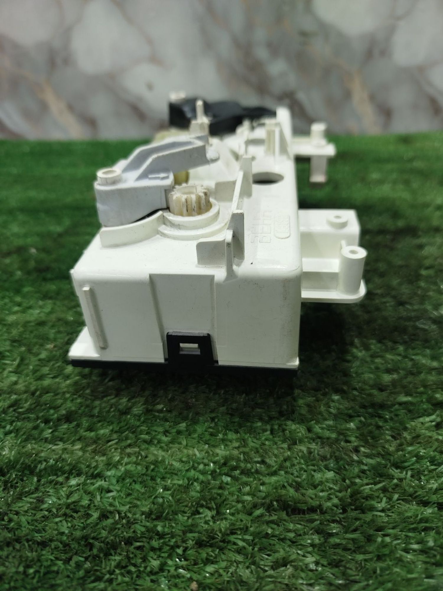 https://ycs.partsauto.market/partsauto-images/thmbs/userImages/2083c2a62fd034e59038f15de4c6b061/part/fa5f465b-6a8b-495a-ad87-fd58cd9f1d44_1779304759701.jpg