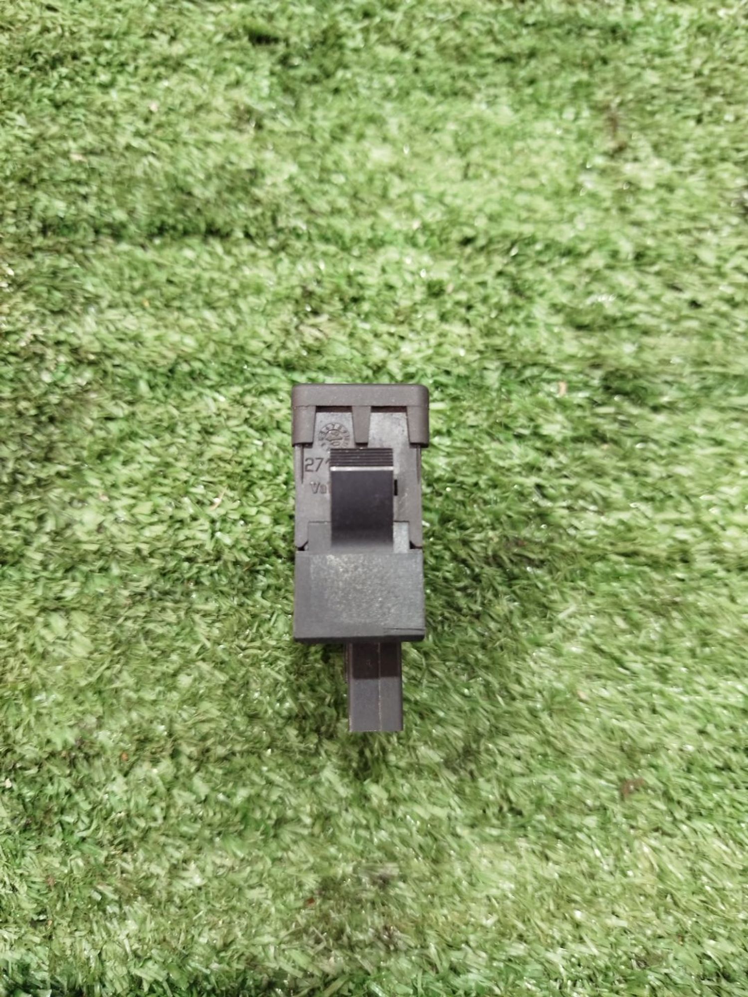 https://ycs.partsauto.market/partsauto-images/thmbs/userImages/2083c2a62fd034e59038f15de4c6b061/part/fa804f18-4124-44ad-b68c-af42628d726c_1779870491868.jpg