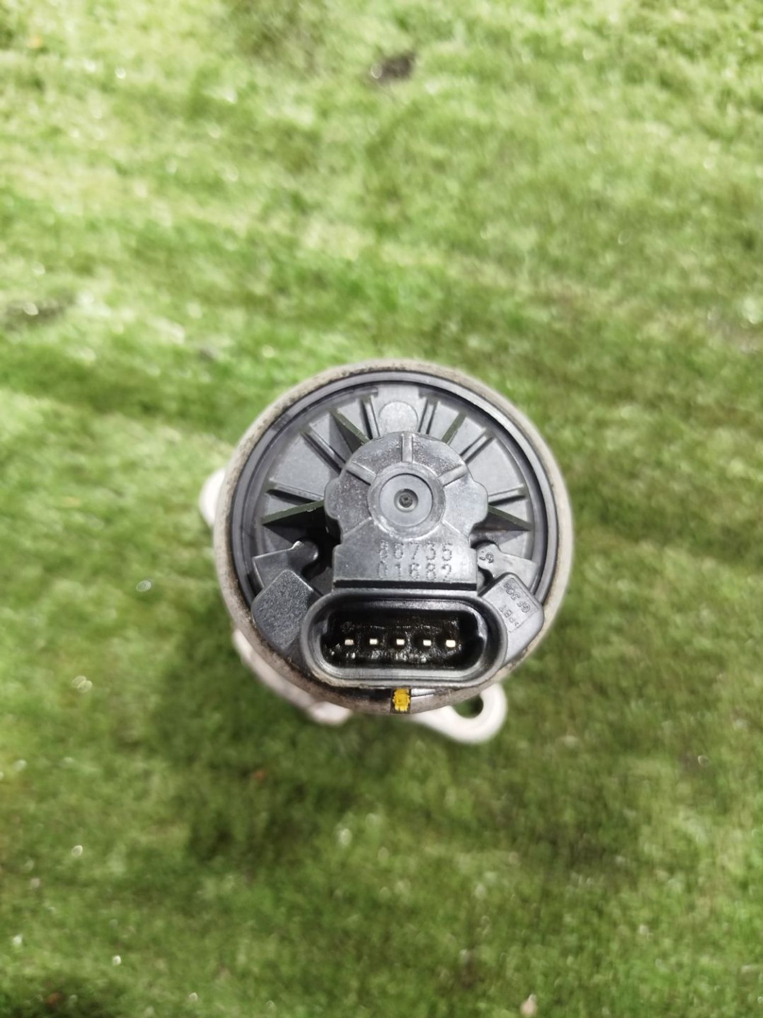 https://ycs.partsauto.market/partsauto-images/thmbs/userImages/2083c2a62fd034e59038f15de4c6b061/part/fad92897-a0de-4687-b757-12bcbaa8248b_1780056775726.jpg