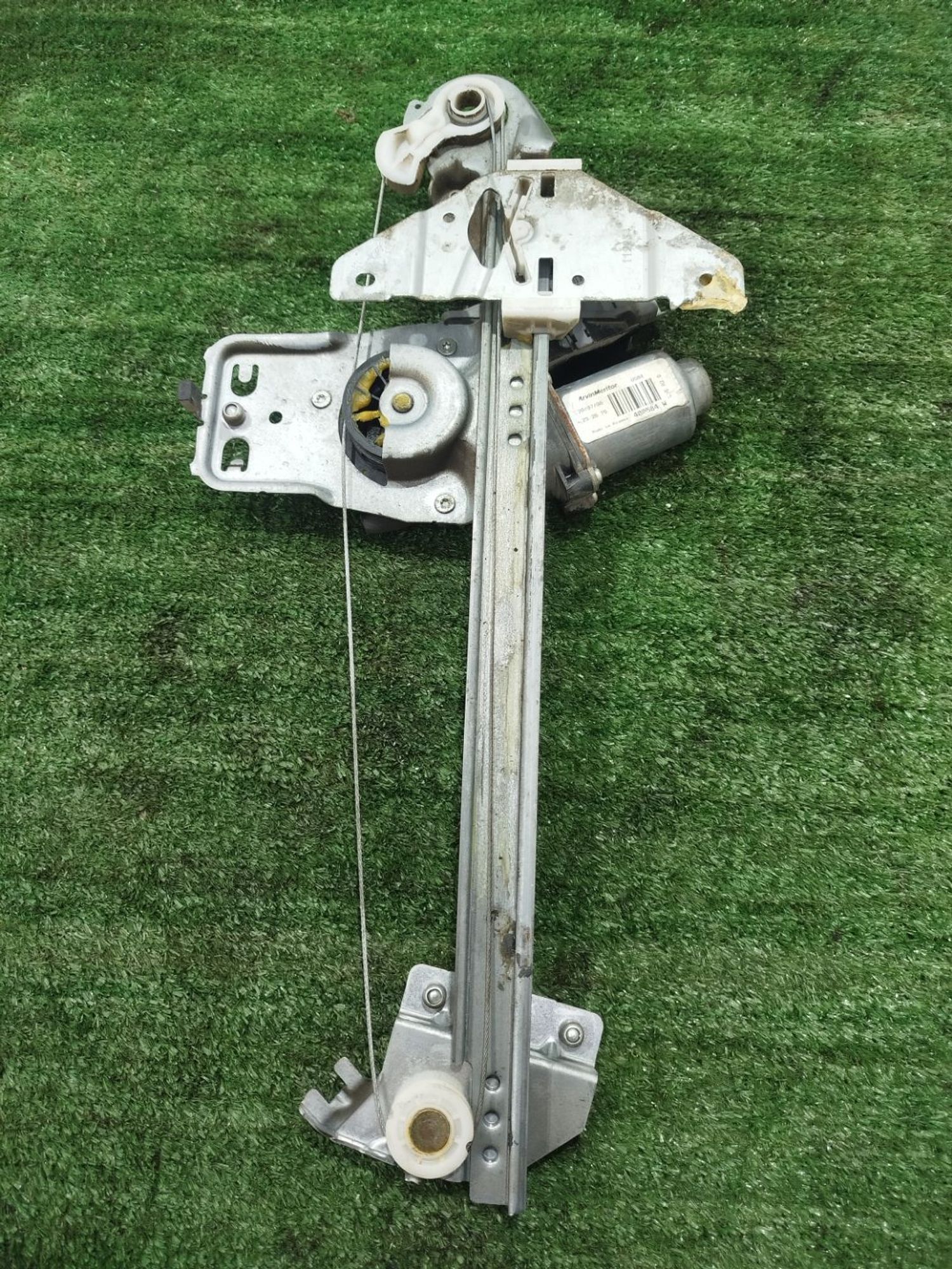 https://ycs.partsauto.market/partsauto-images/thmbs/userImages/2083c2a62fd034e59038f15de4c6b061/part/fb02c9a7-b5db-4797-8e6a-39e42394abe7_1779554777158.jpg