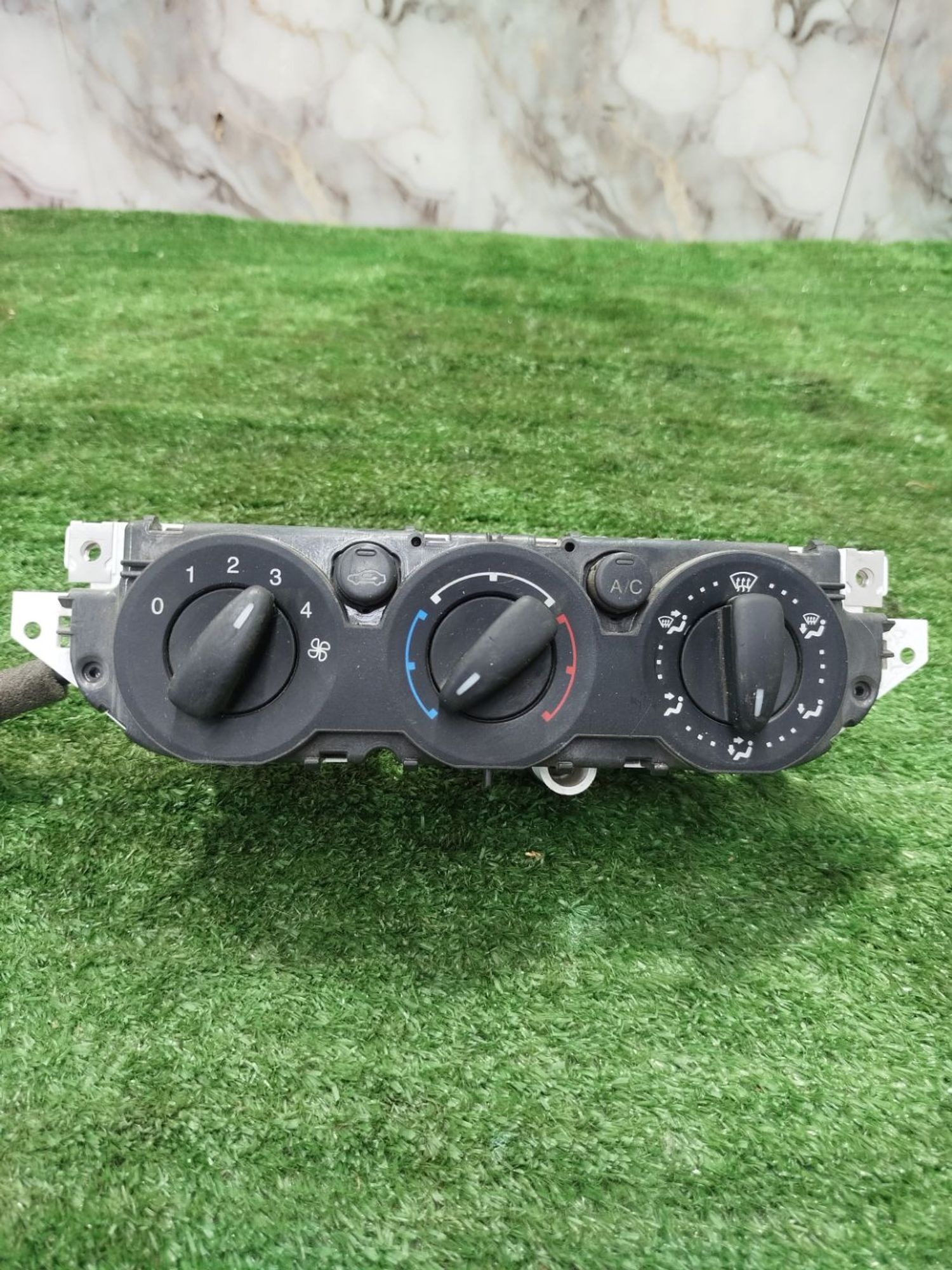 https://ycs.partsauto.market/partsauto-images/thmbs/userImages/2083c2a62fd034e59038f15de4c6b061/part/fbe4bac5-ea2e-456f-ba83-58f79ea2457c_1785677533689.jpg