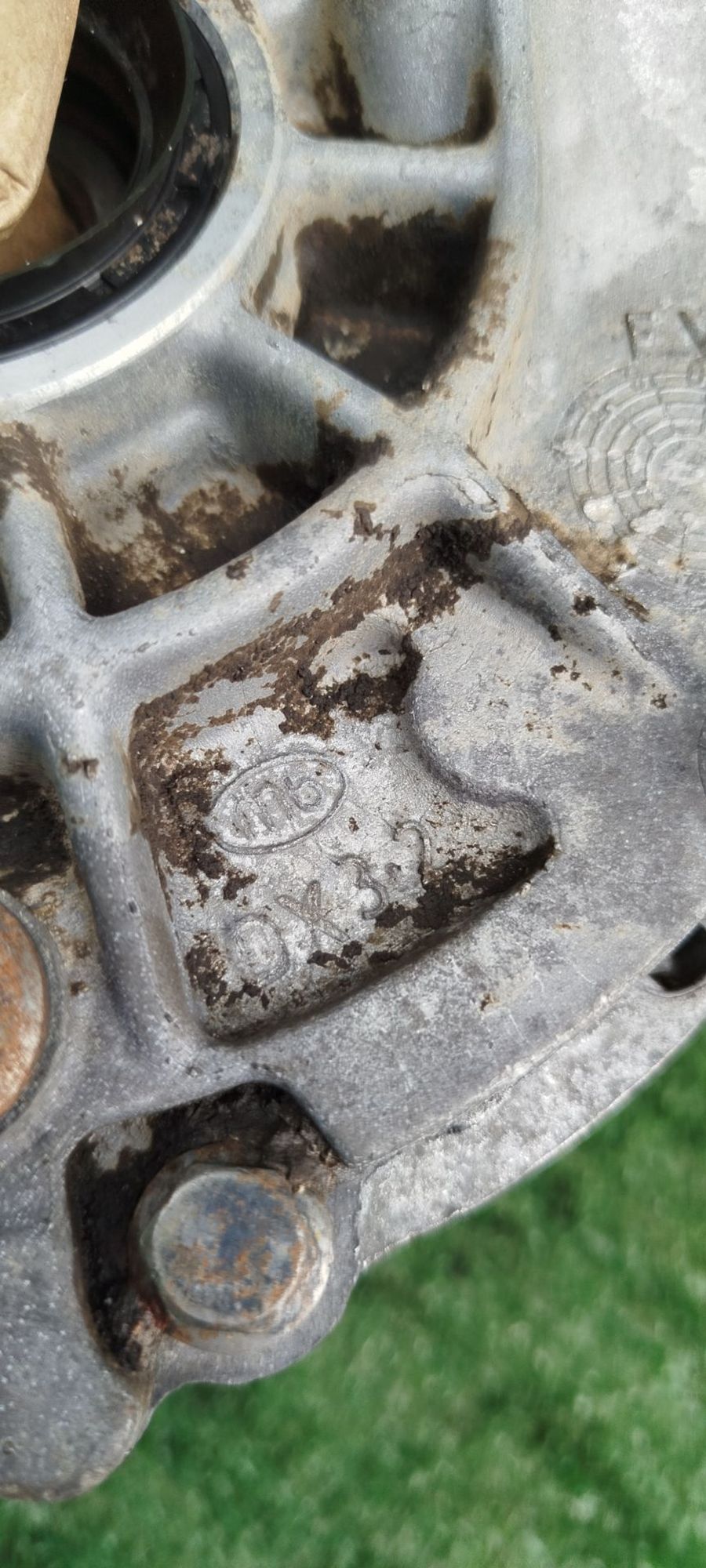 https://ycs.partsauto.market/partsauto-images/thmbs/userImages/2083c2a62fd034e59038f15de4c6b061/part/feeea027-5109-4acd-bd9c-854cf5882b21_1779095659607.jpg