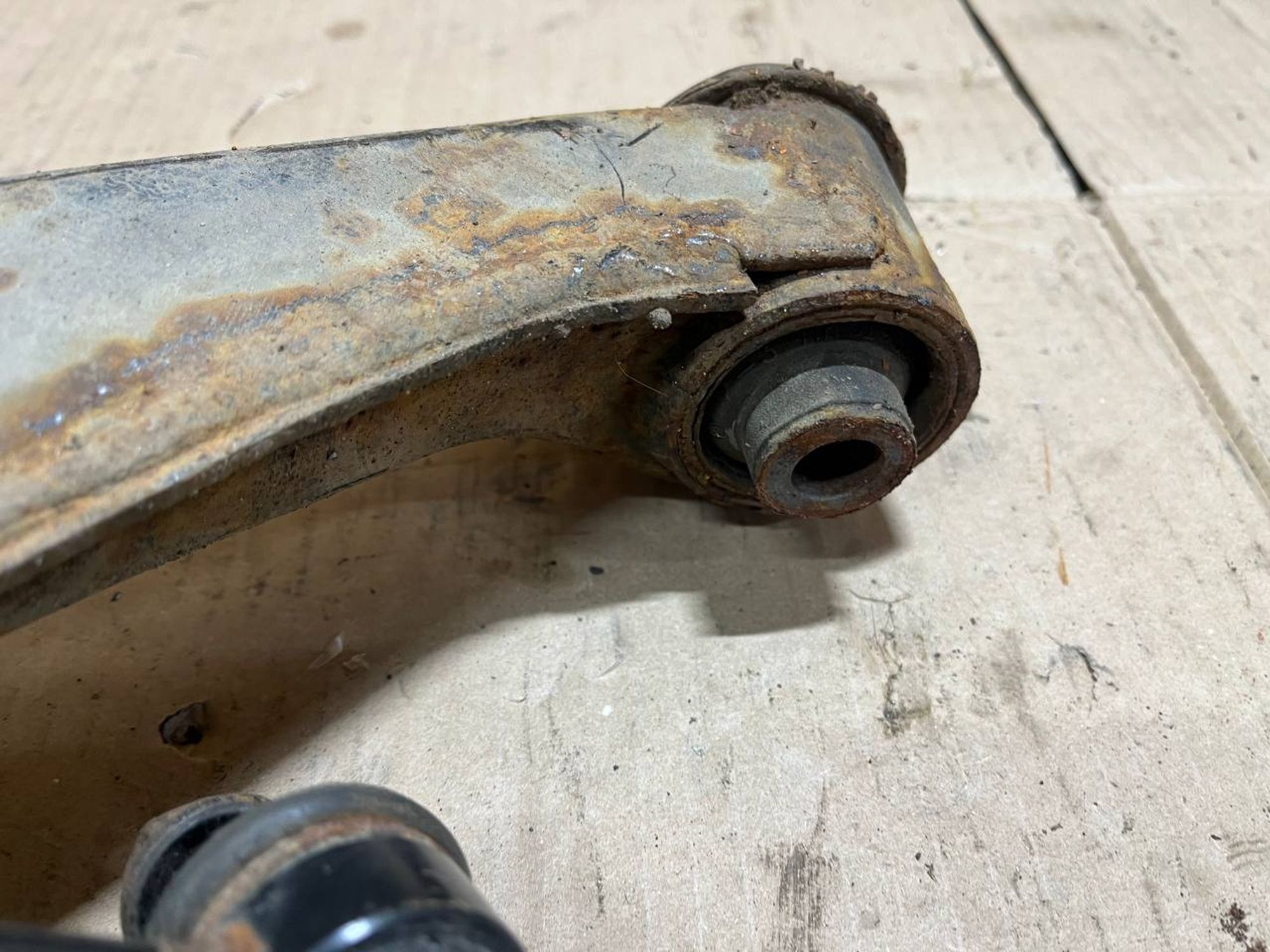 https://ycs.partsauto.market/partsauto-images/thmbs/userImages/268b2560e61c6abd63922b1757f69986/part/000ef8d5-7124-4610-96d6-5565397d8698_1778928172152.jpg