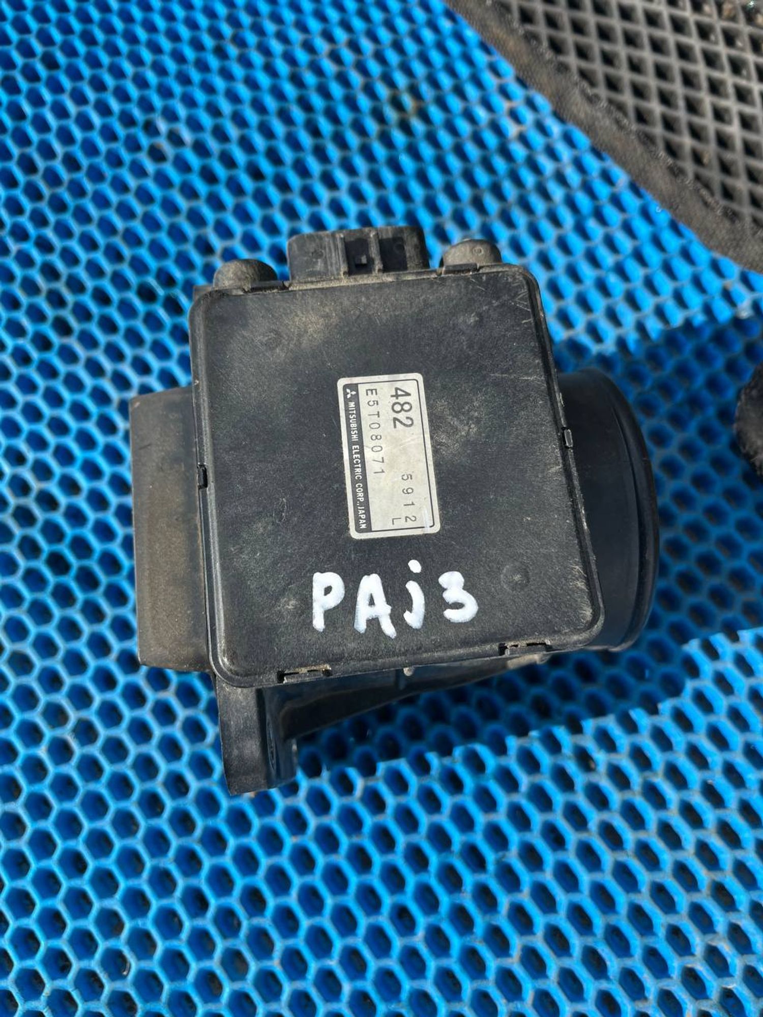 https://ycs.partsauto.market/partsauto-images/thmbs/userImages/268b2560e61c6abd63922b1757f69986/part/009a5ebb-a4f9-4faf-937c-64fbbd35577c_1779868294446.jpg