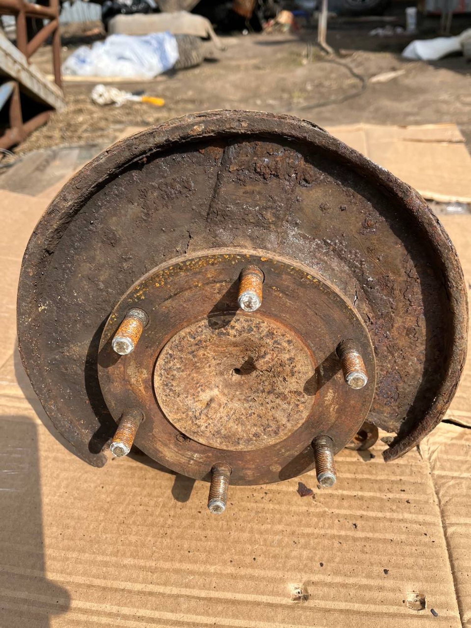 https://ycs.partsauto.market/partsauto-images/thmbs/userImages/268b2560e61c6abd63922b1757f69986/part/15acb650-bc5d-4567-a9f4-6634b9041278_1777274420739.jpg