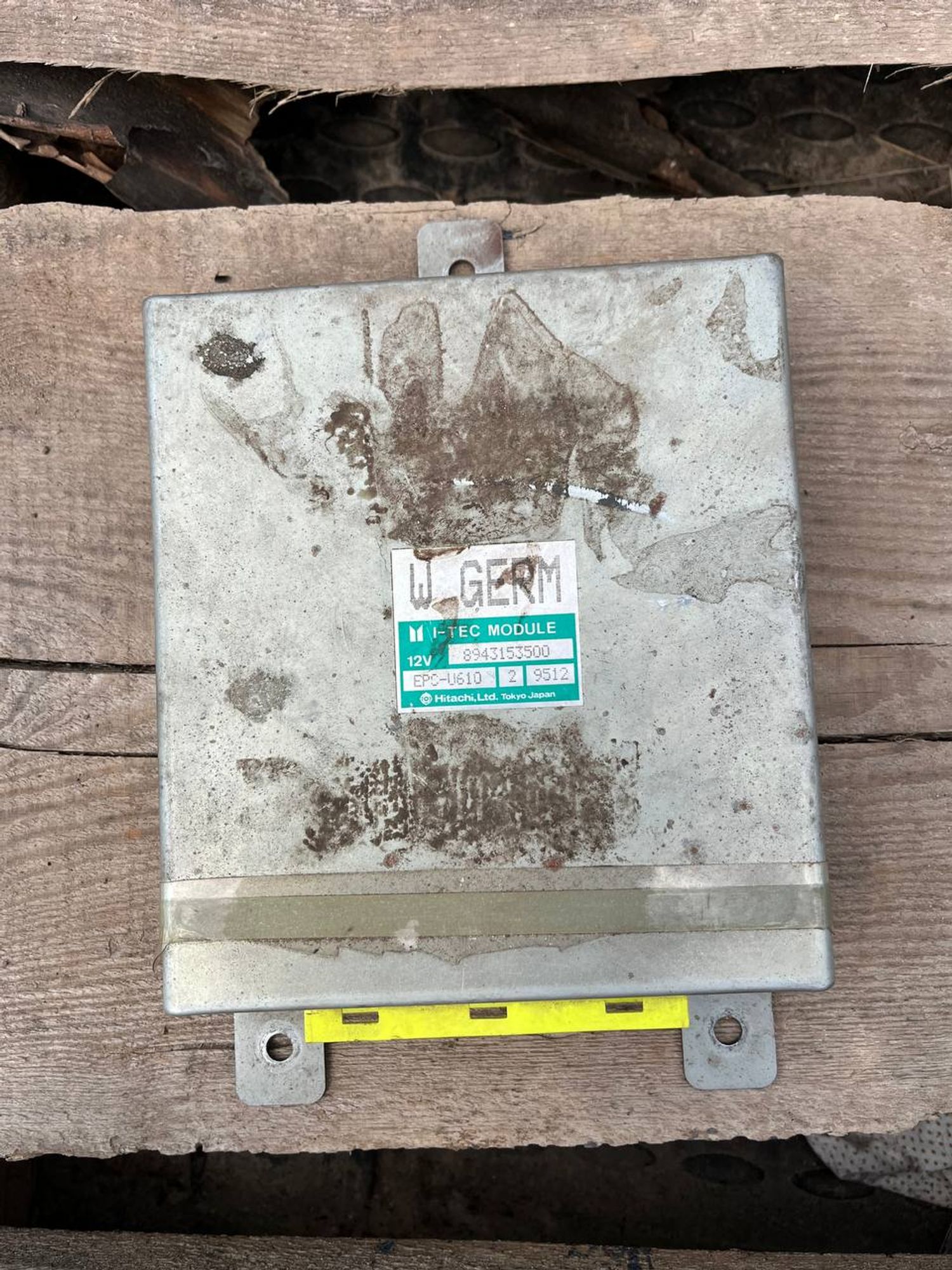 https://ycs.partsauto.market/partsauto-images/thmbs/userImages/268b2560e61c6abd63922b1757f69986/part/1719654d-15e9-41ef-808c-a871b9229819_1778423650389.jpg
