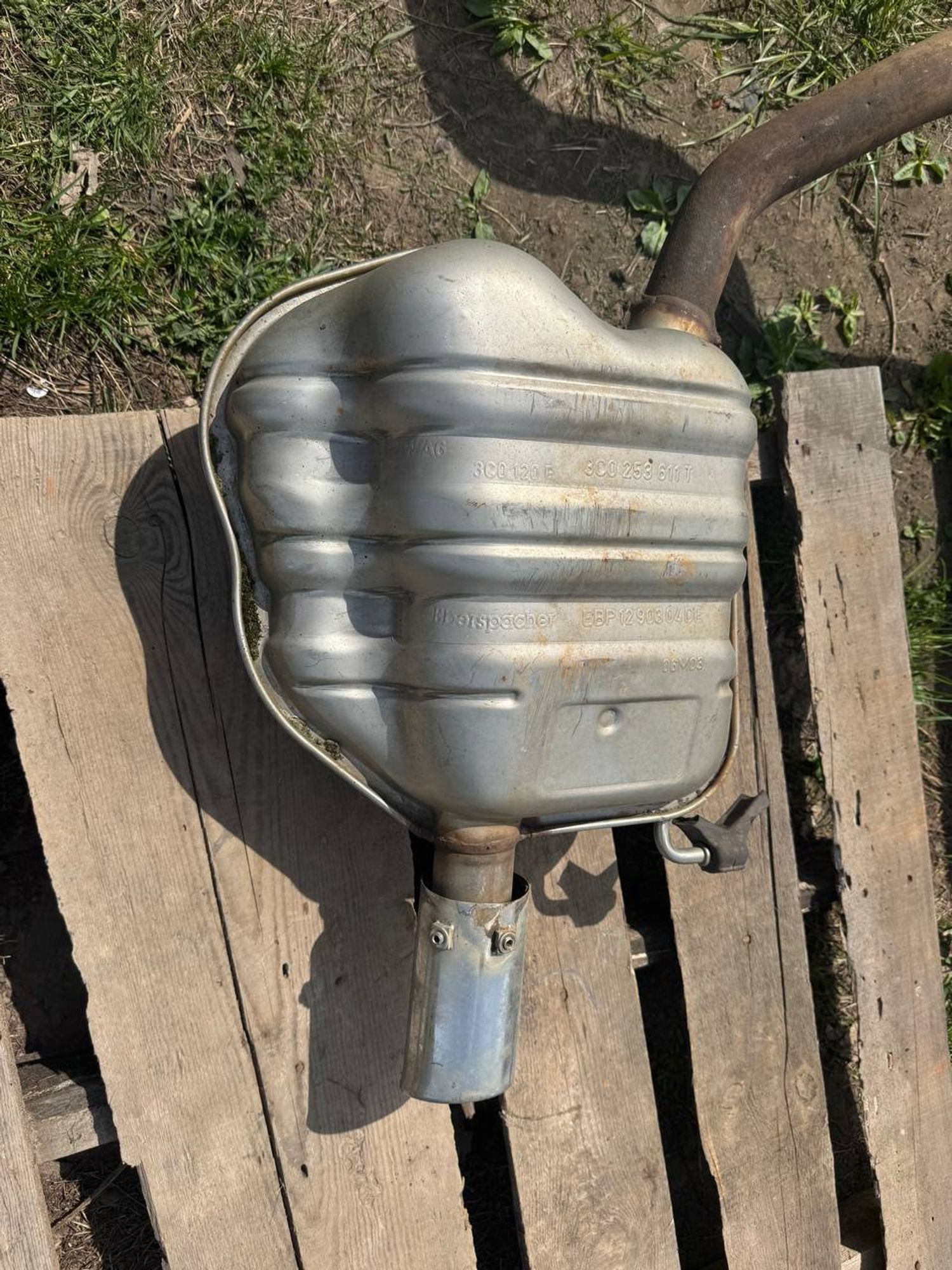 https://ycs.partsauto.market/partsauto-images/thmbs/userImages/268b2560e61c6abd63922b1757f69986/part/20640e0e-b90e-41b6-8b01-75f2436584c6_1786687535690.jpg