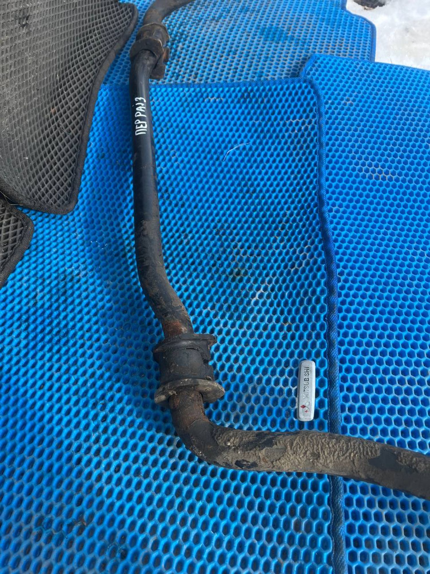 Стабилизатор подвески передний Mitsubishi Pajero, III рестайлинг (2002—2006), 1500 рублей, Семиозерка