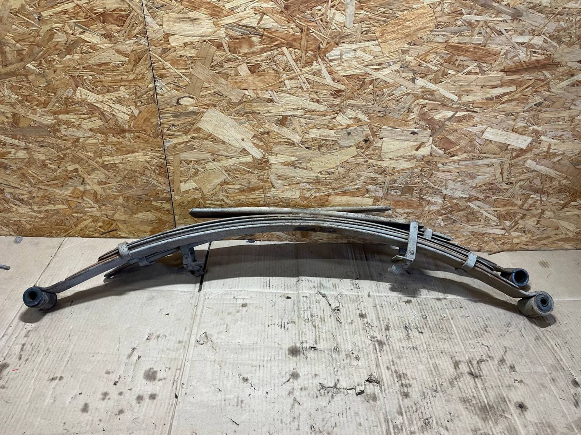 https://ycs.partsauto.market/partsauto-images/thmbs/userImages/268b2560e61c6abd63922b1757f69986/part/2e45fb56-a38b-482f-863f-0f2d60dc1edd_1777904747042.jpg