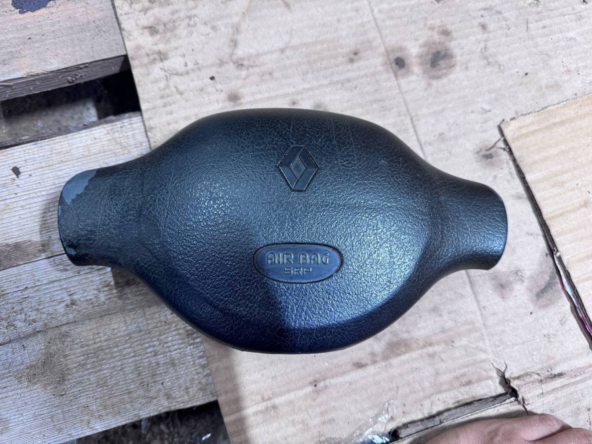 Подушка безопасности в руле Renault Logan, I (2004—2009), 2300 рублей, Семиозерка