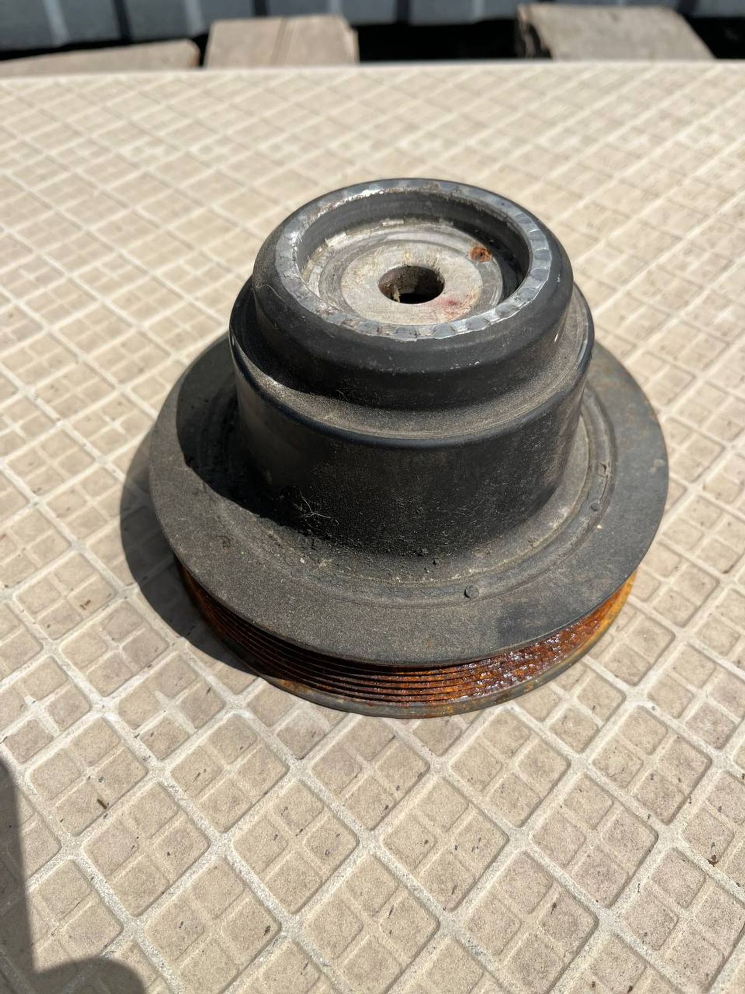 https://ycs.partsauto.market/partsauto-images/thmbs/userImages/268b2560e61c6abd63922b1757f69986/part/37953080-0d7c-4f6d-845e-d72ddbad077f_1780243528445.jpg